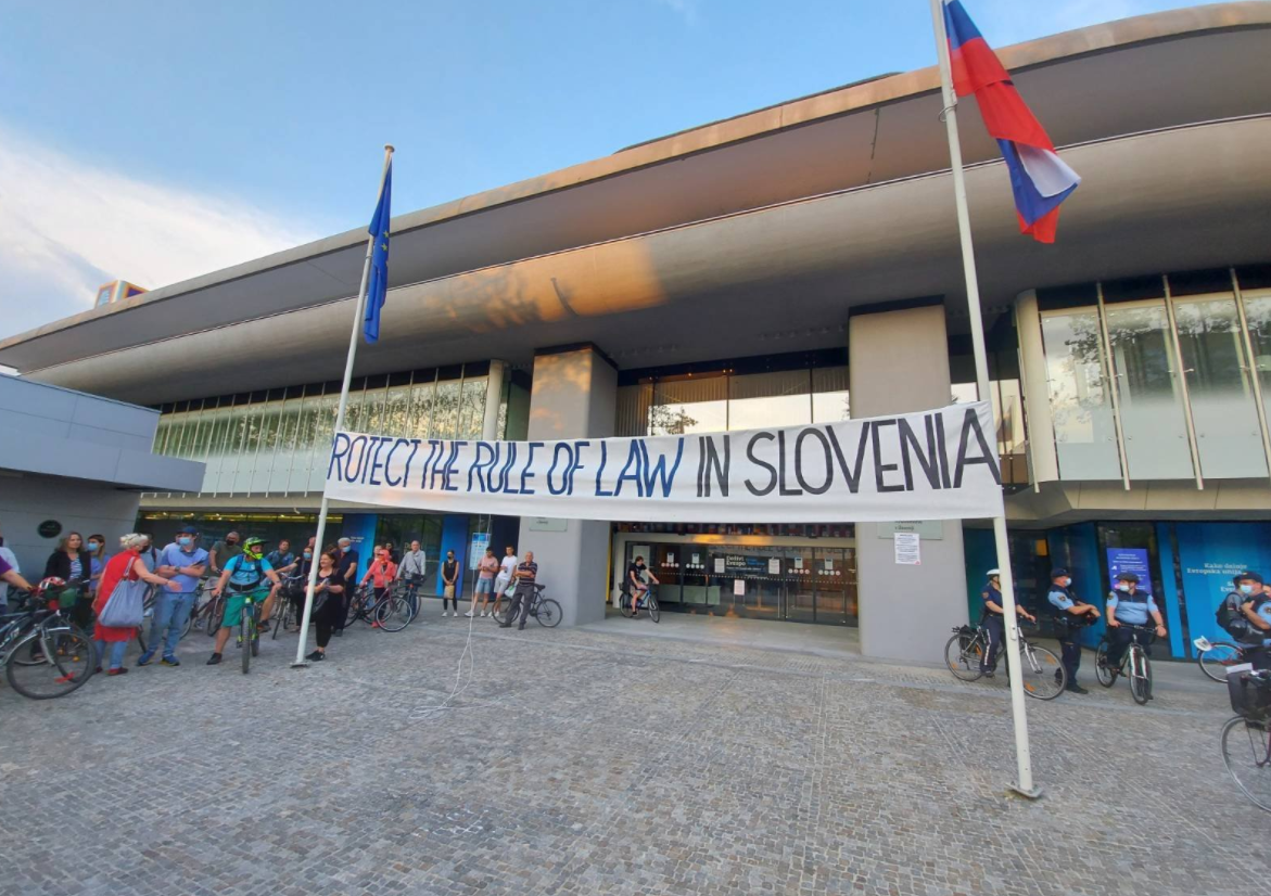 protest, vlada, hiša EU