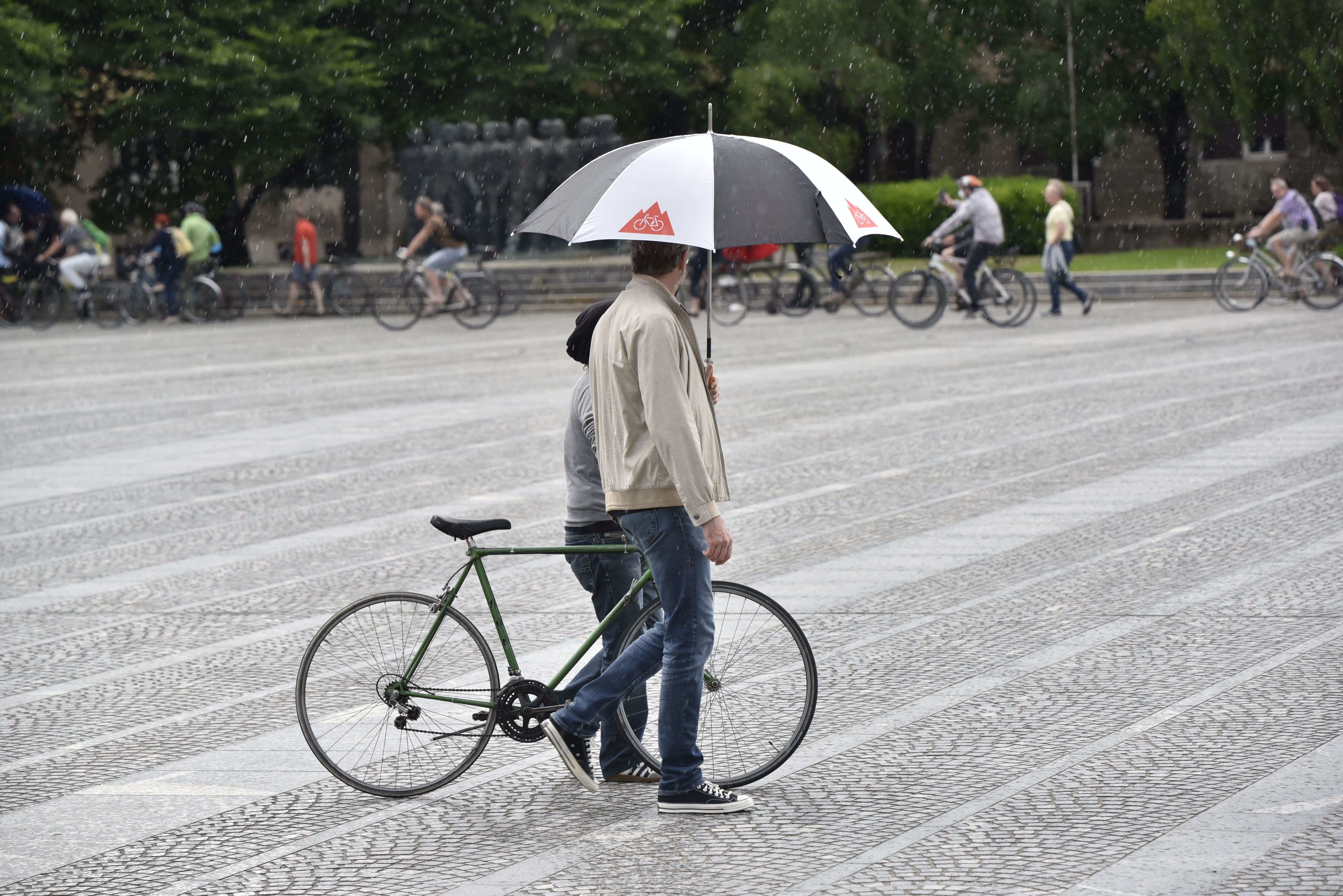 protest, vlada, petek, pahor