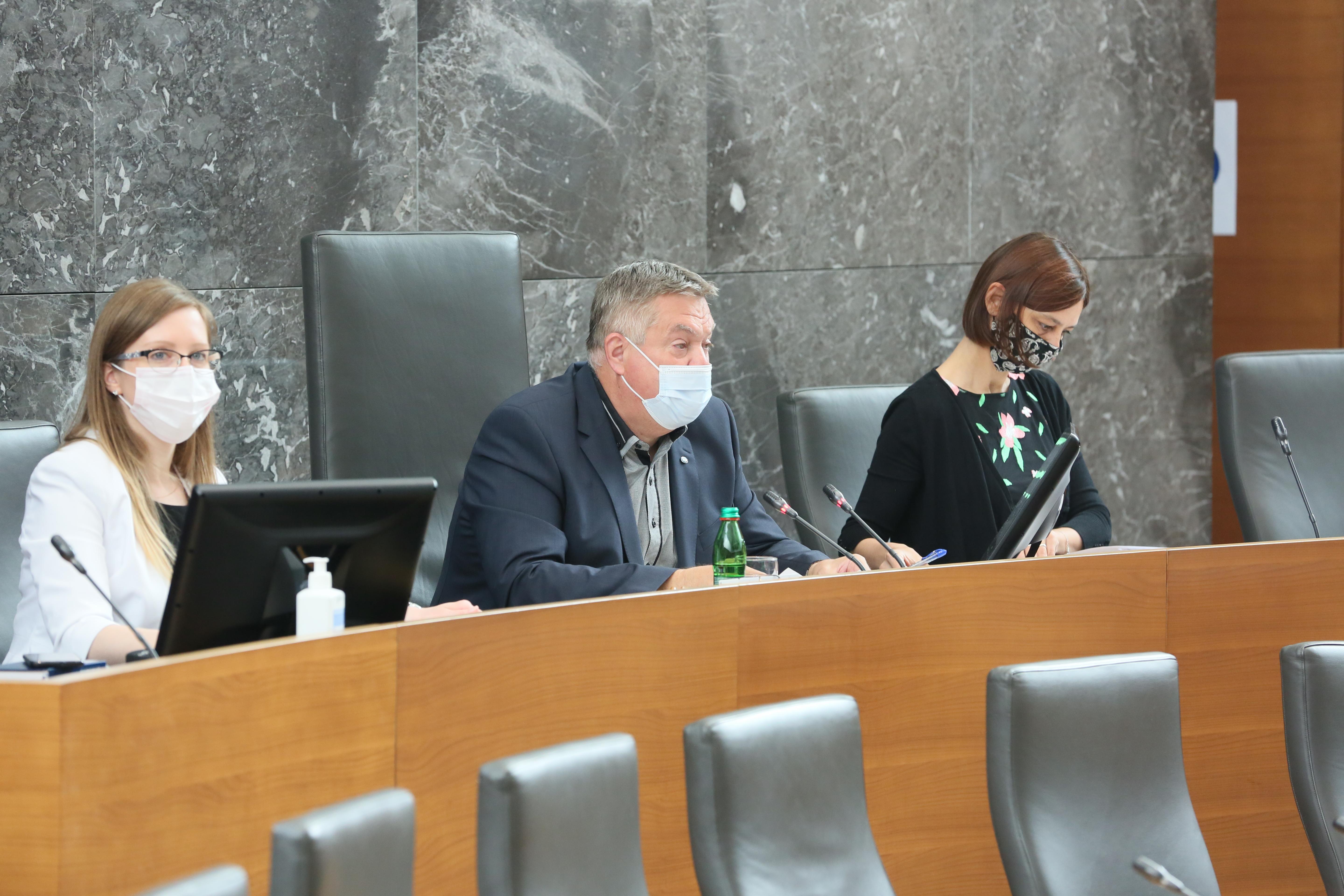 mandatno-volilna komisija