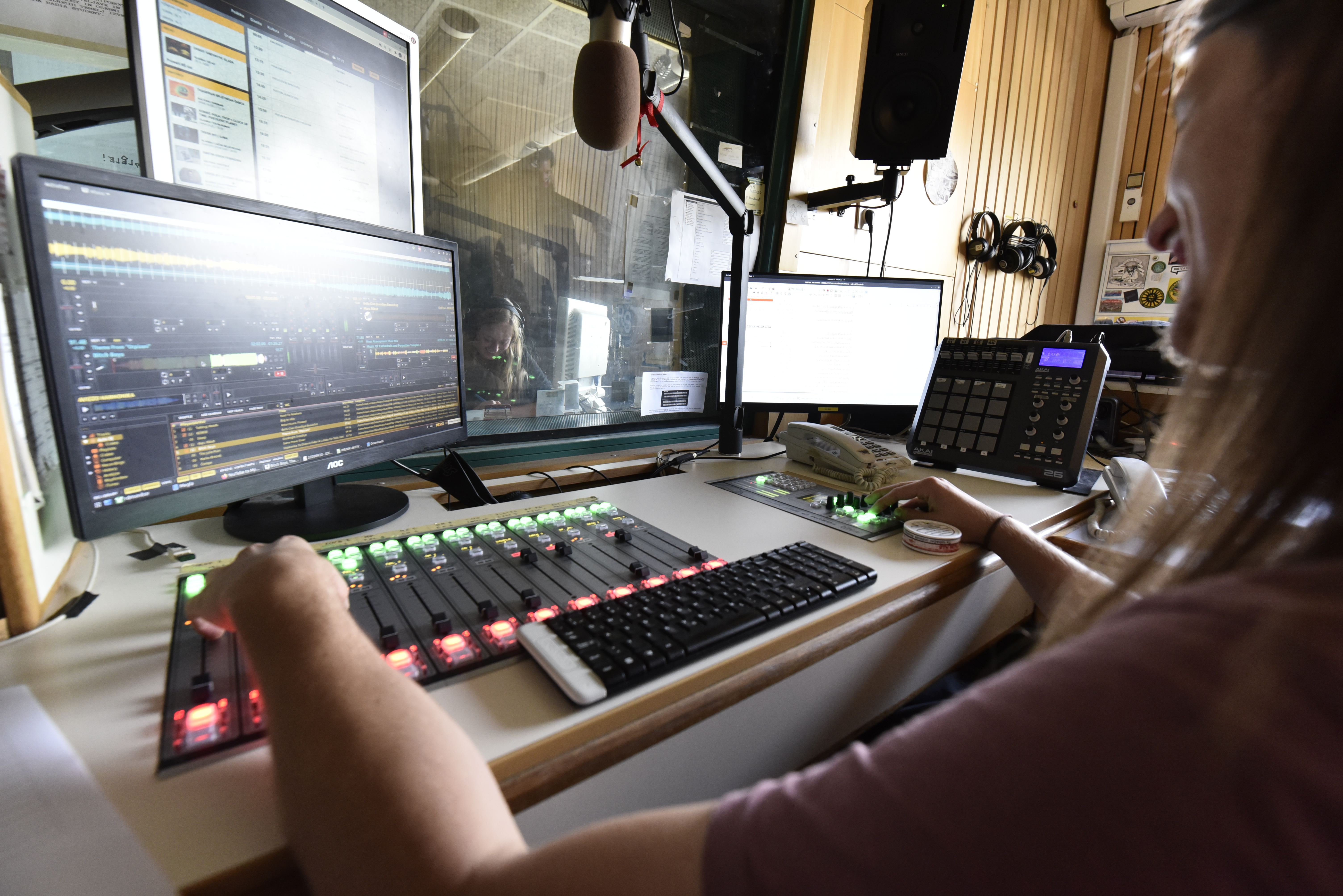 Radio Študent, radio