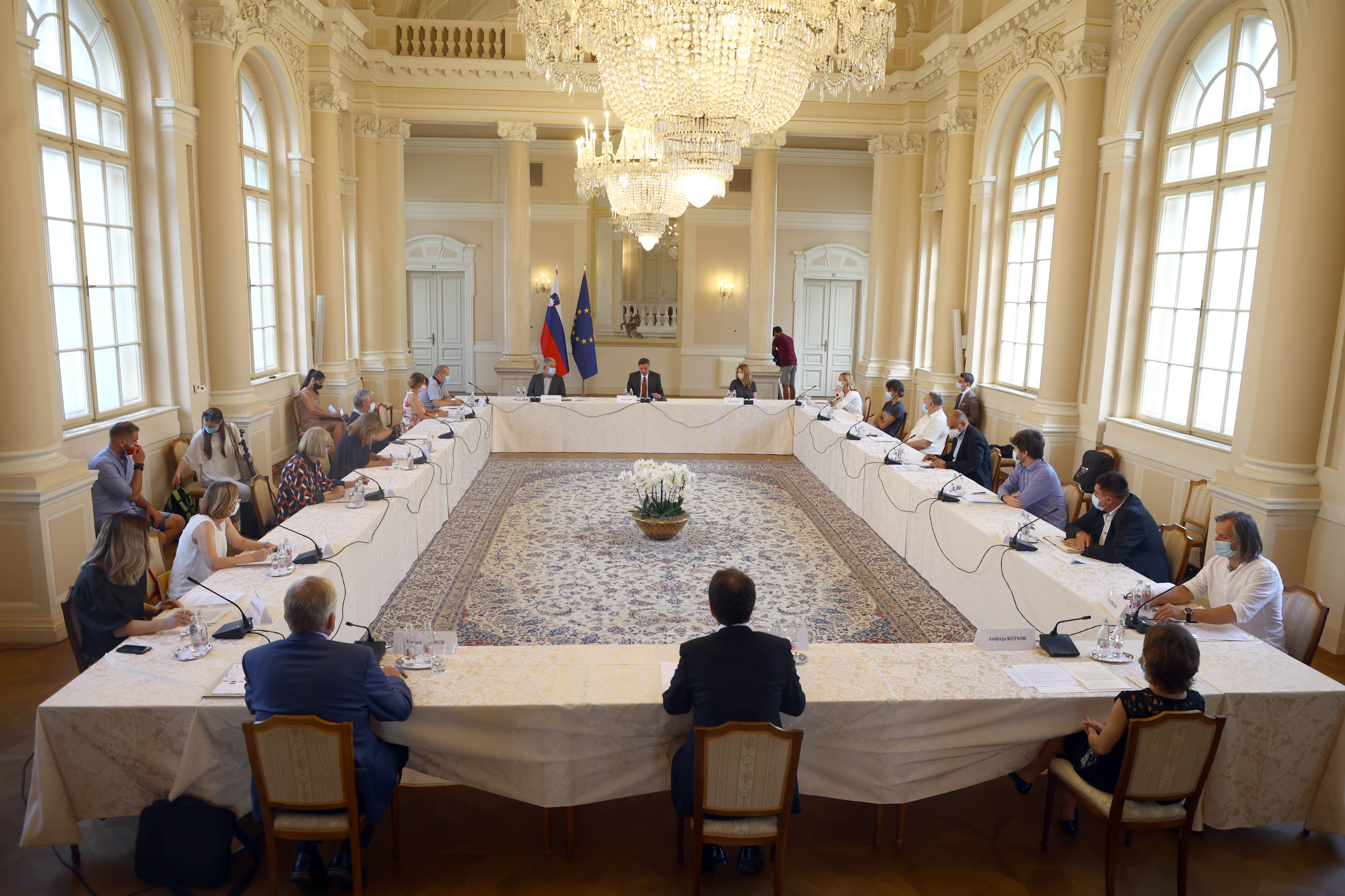 Posvet o noveli zakona o vodah