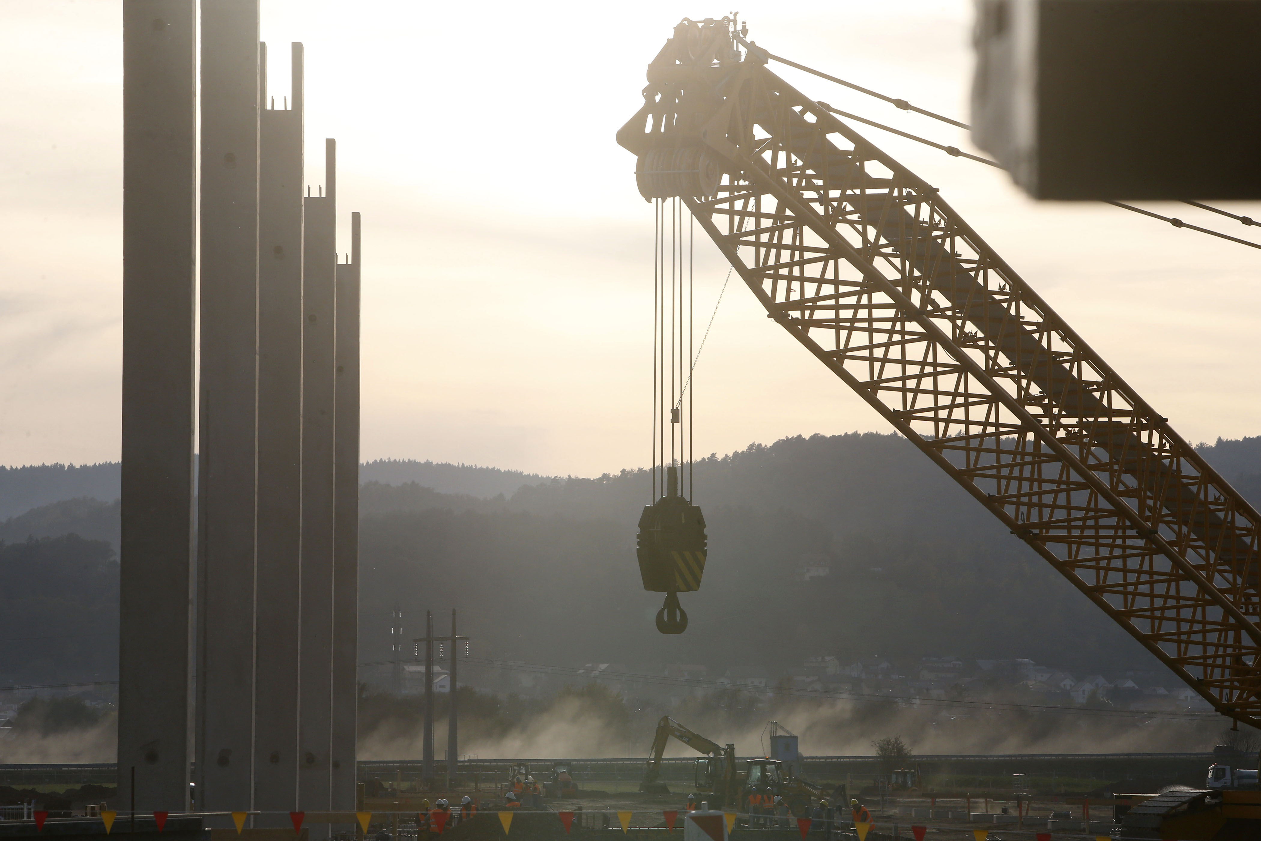 magna, gospodarstvo, gradnja