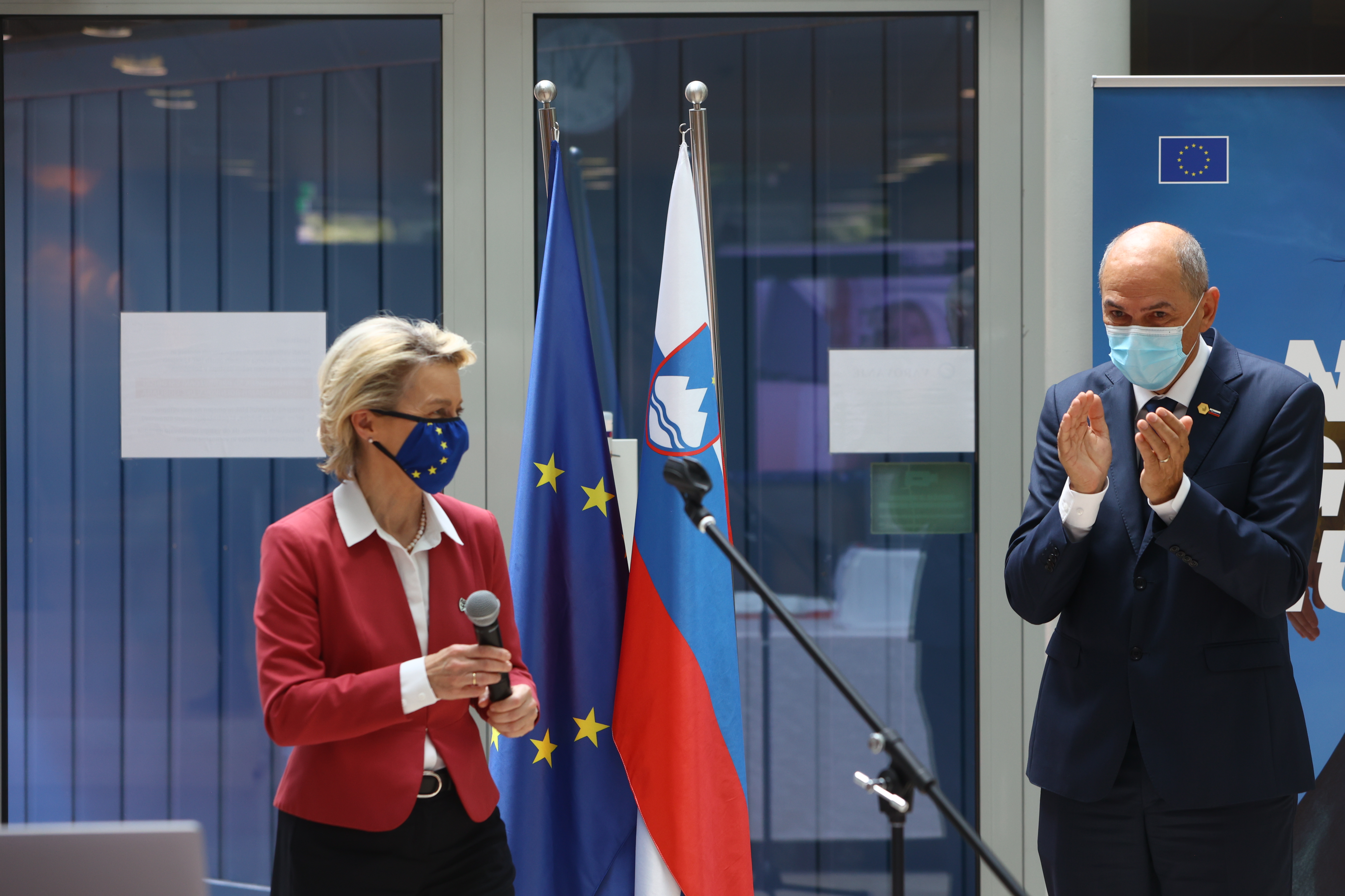 Janša, von der Leyen, pediatrična klinika