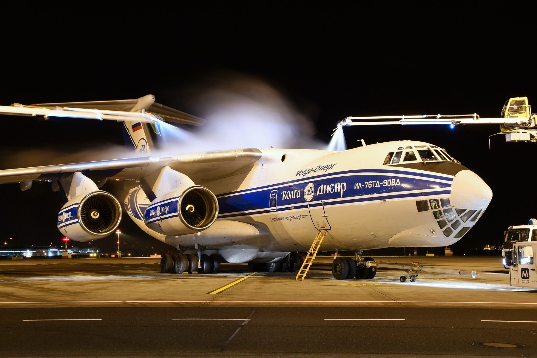 strateško transportno letalo Iljušin Il-76TD