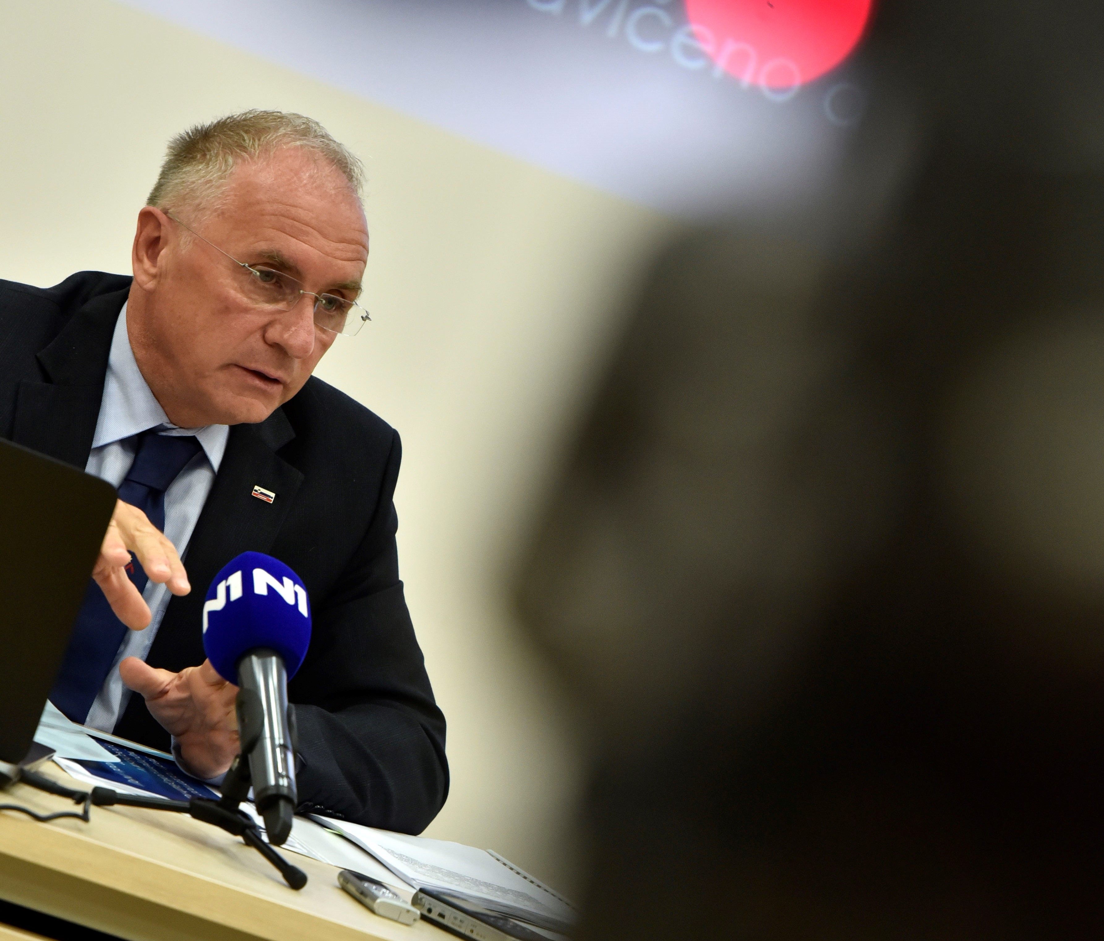 Hojs novinarska konferenca