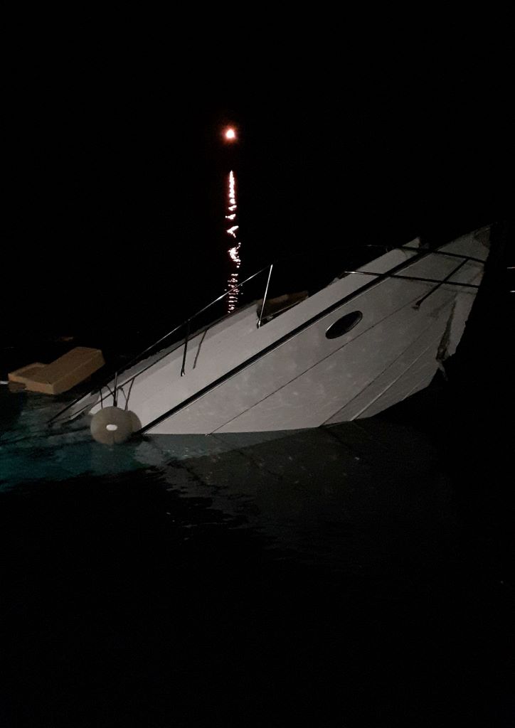 čoln, pomorska nesreča