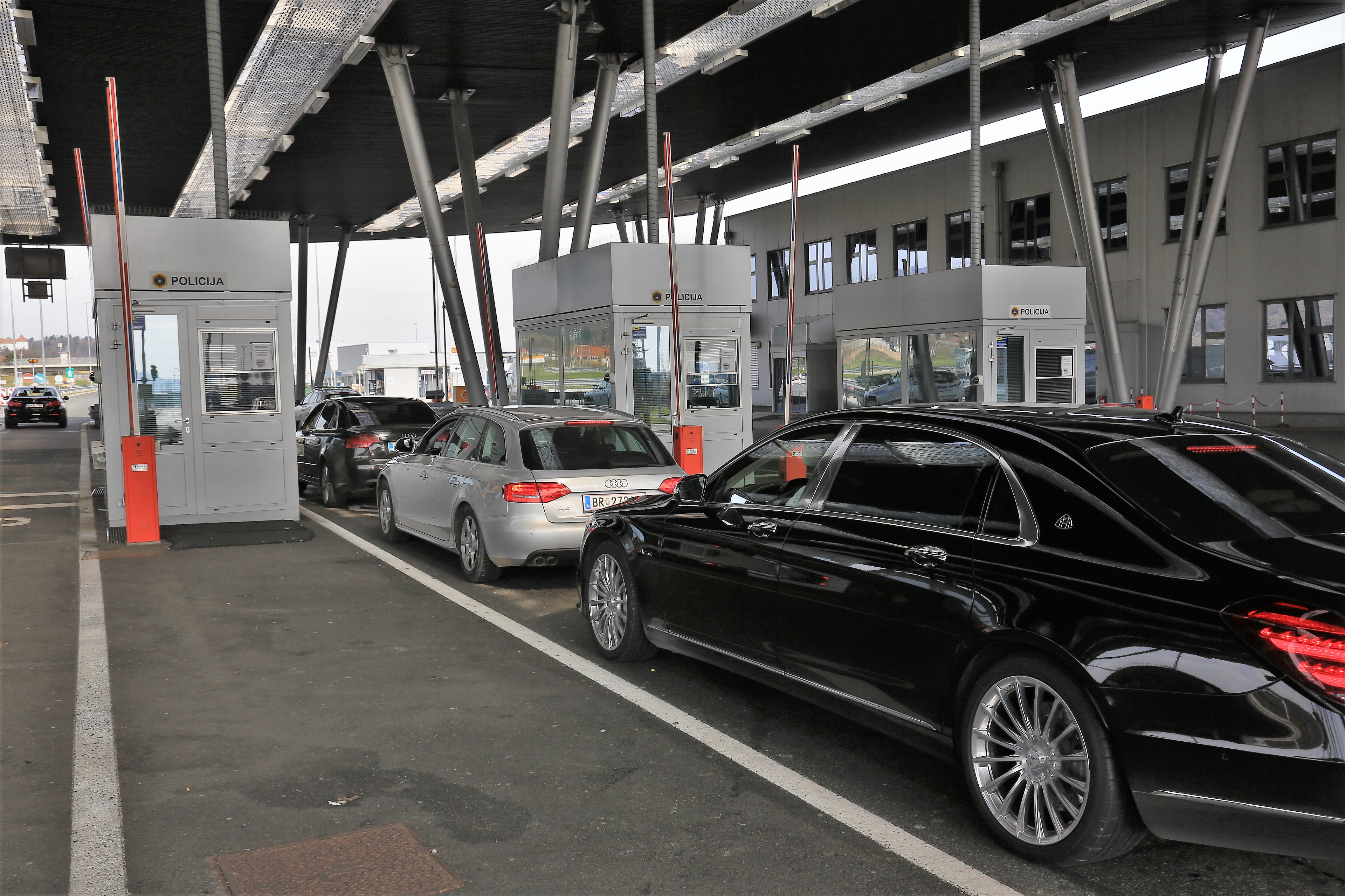 Mejni prehod Obrežje