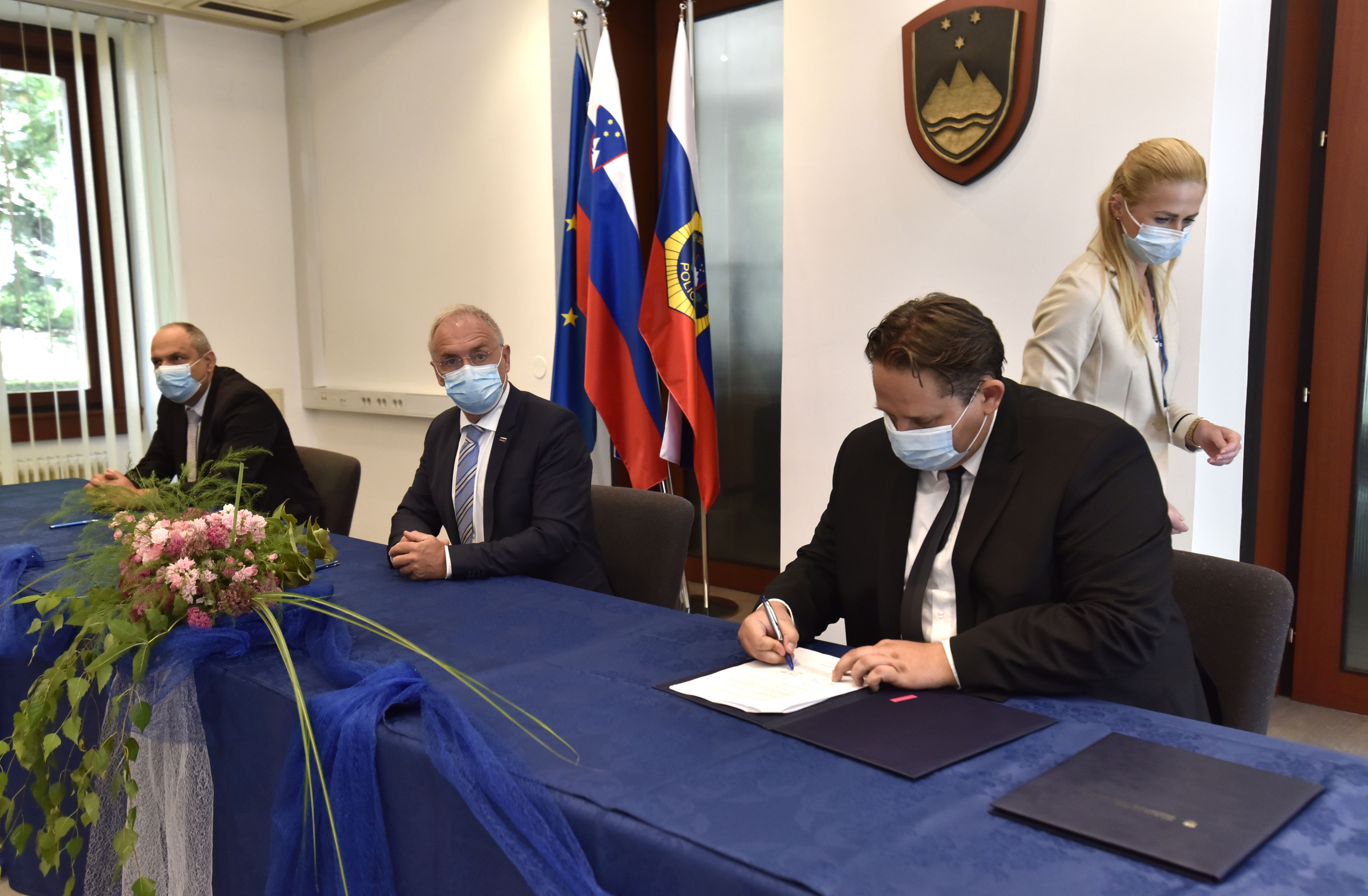 poslovni prostori, ministrstvo za notranje zadeve, policija