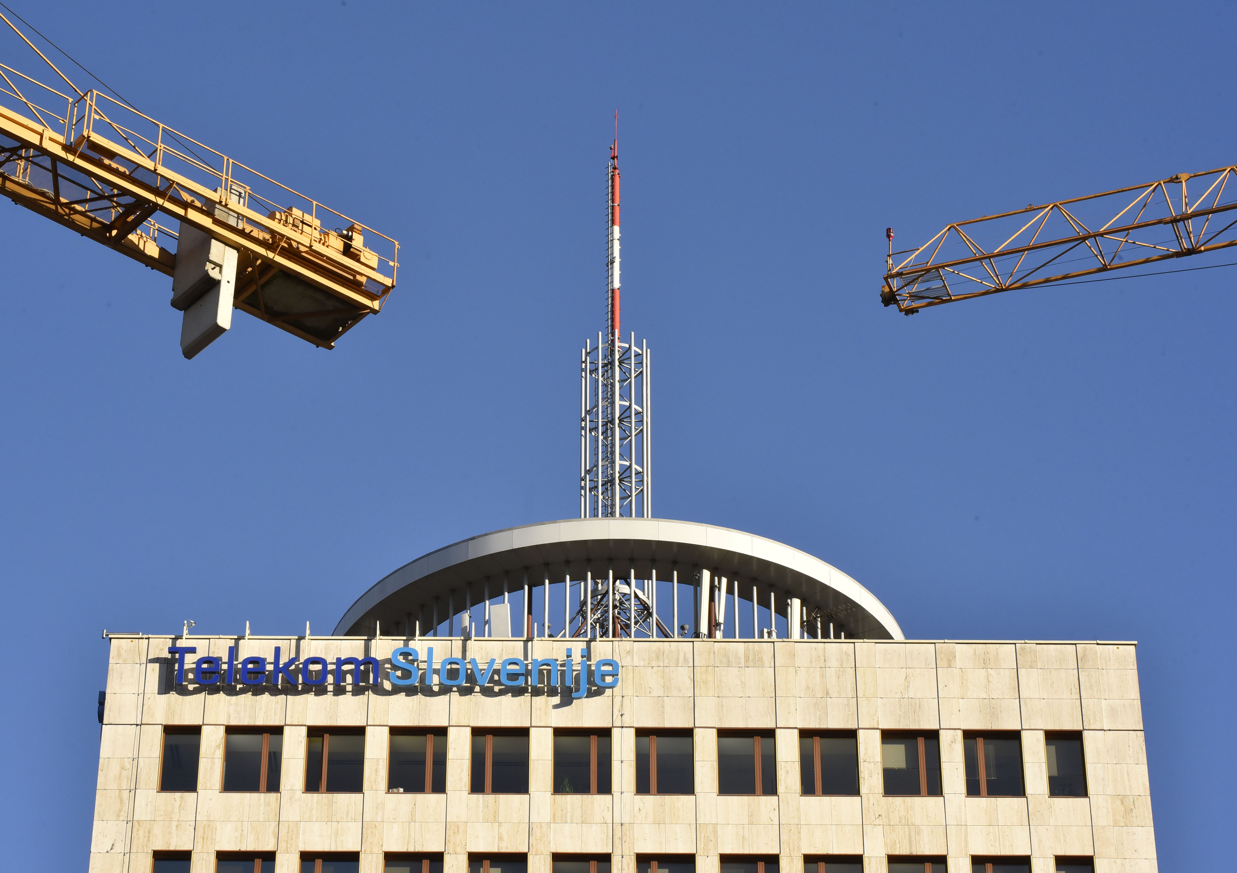 TELEKOM SLOVENIJE TELEFONIJA ZNAK SIMBOL OPOZORILO