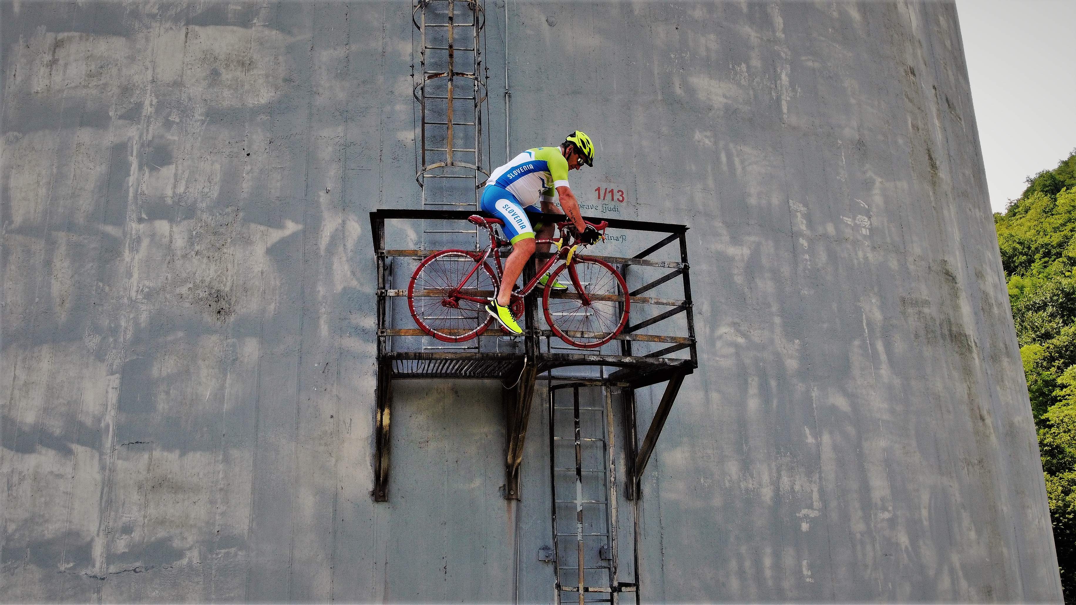 Zlato koloZlato kolo, trboveljski dimnik