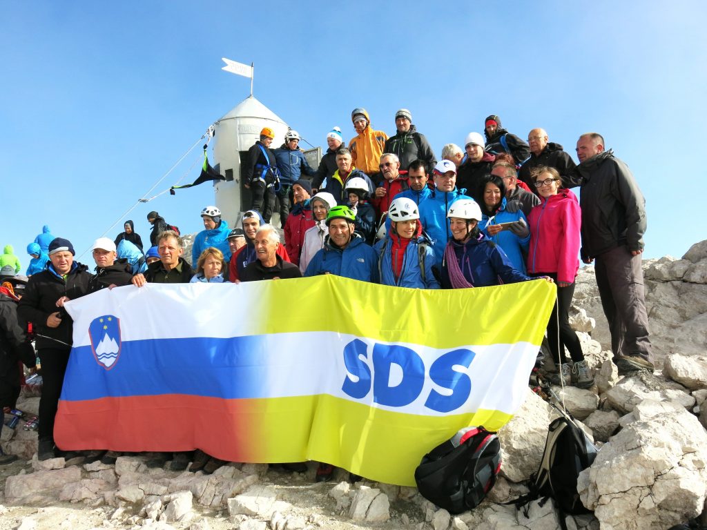1627657524-SDS-na-Triglavu-1024x768.jpg