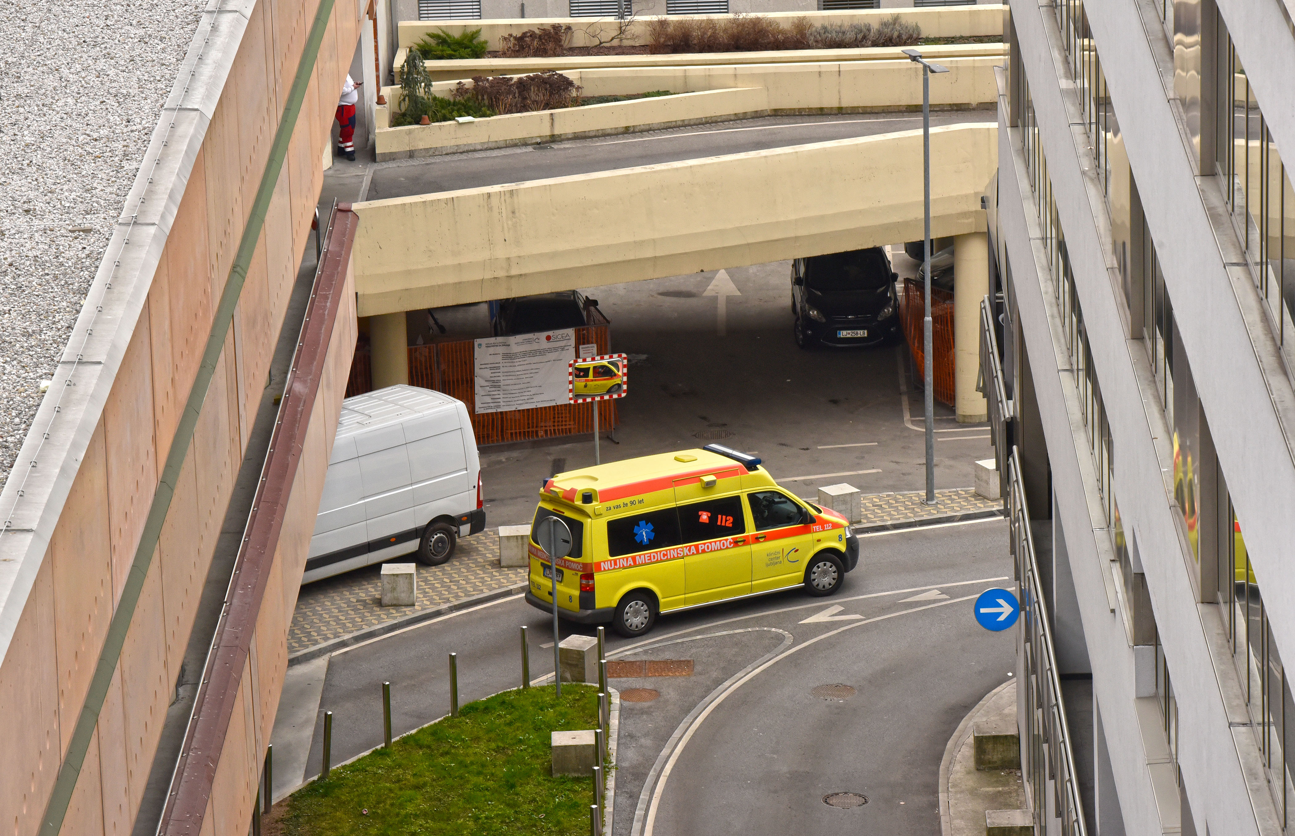 Klinični center UKC urgenca stavba