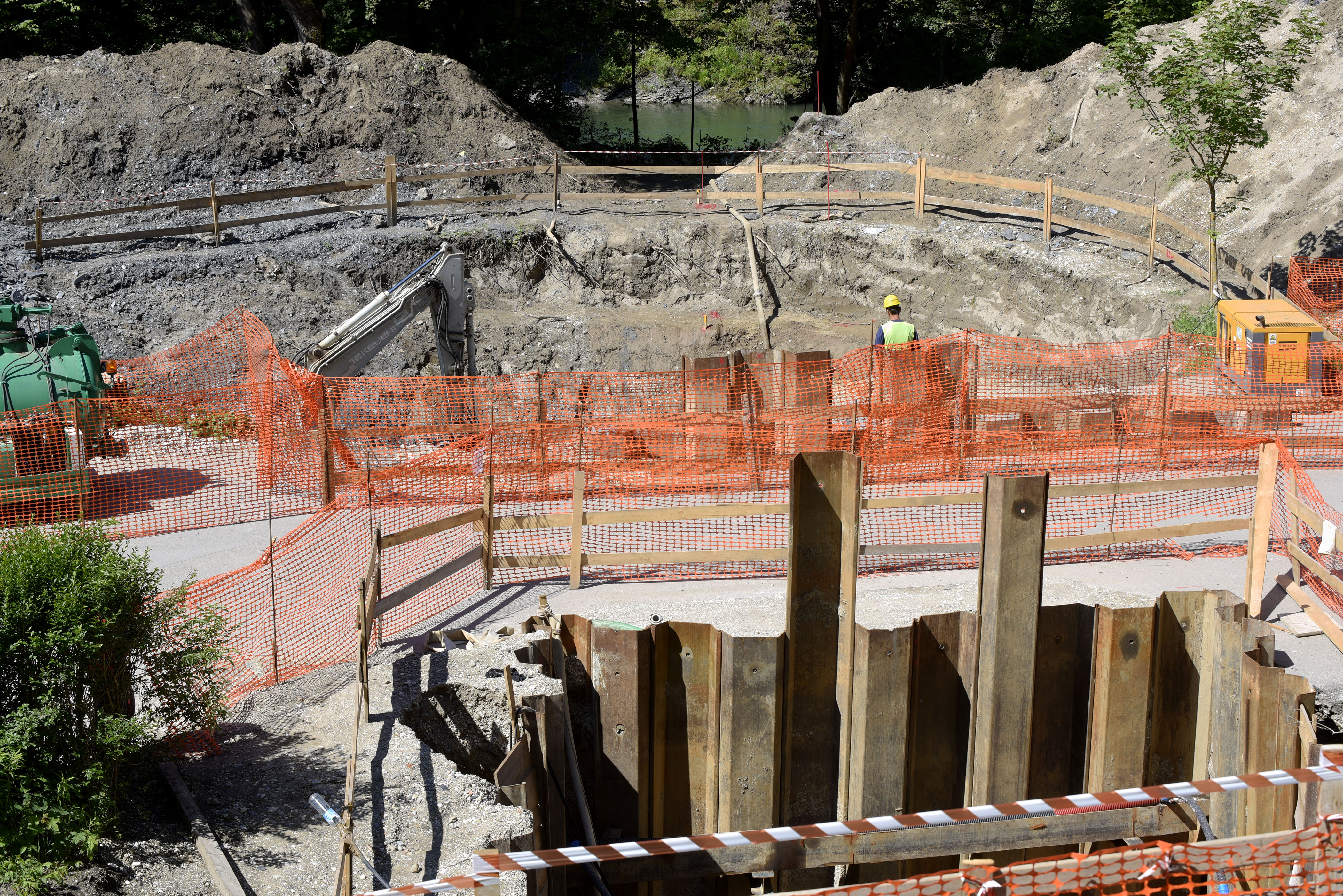 Povezovalni kanalizacijski kanal C0, Trasa, gradnja, kanalizacija, Medvode, Ljubljana, posel, delo, gradbena mehanizacija,