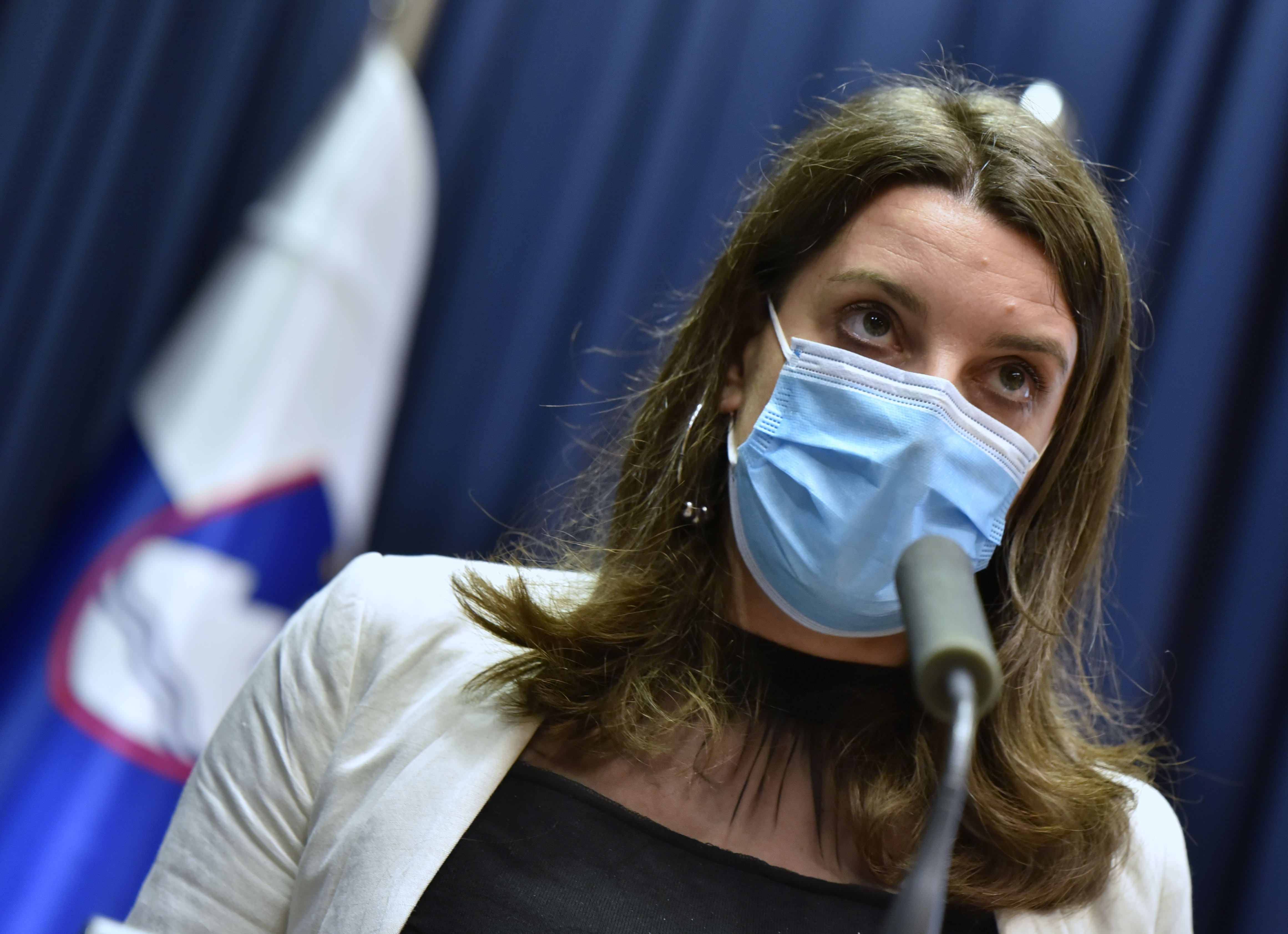 Kustec Lipicer Prezelj novinarska konferenca