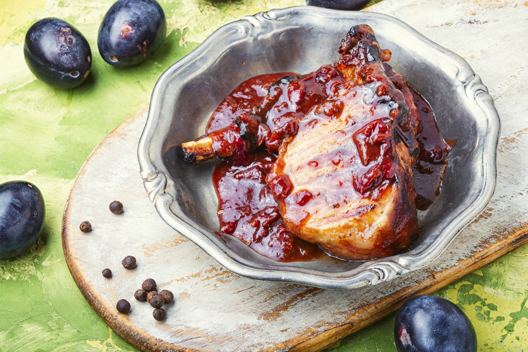 Meso v slivovi omaki