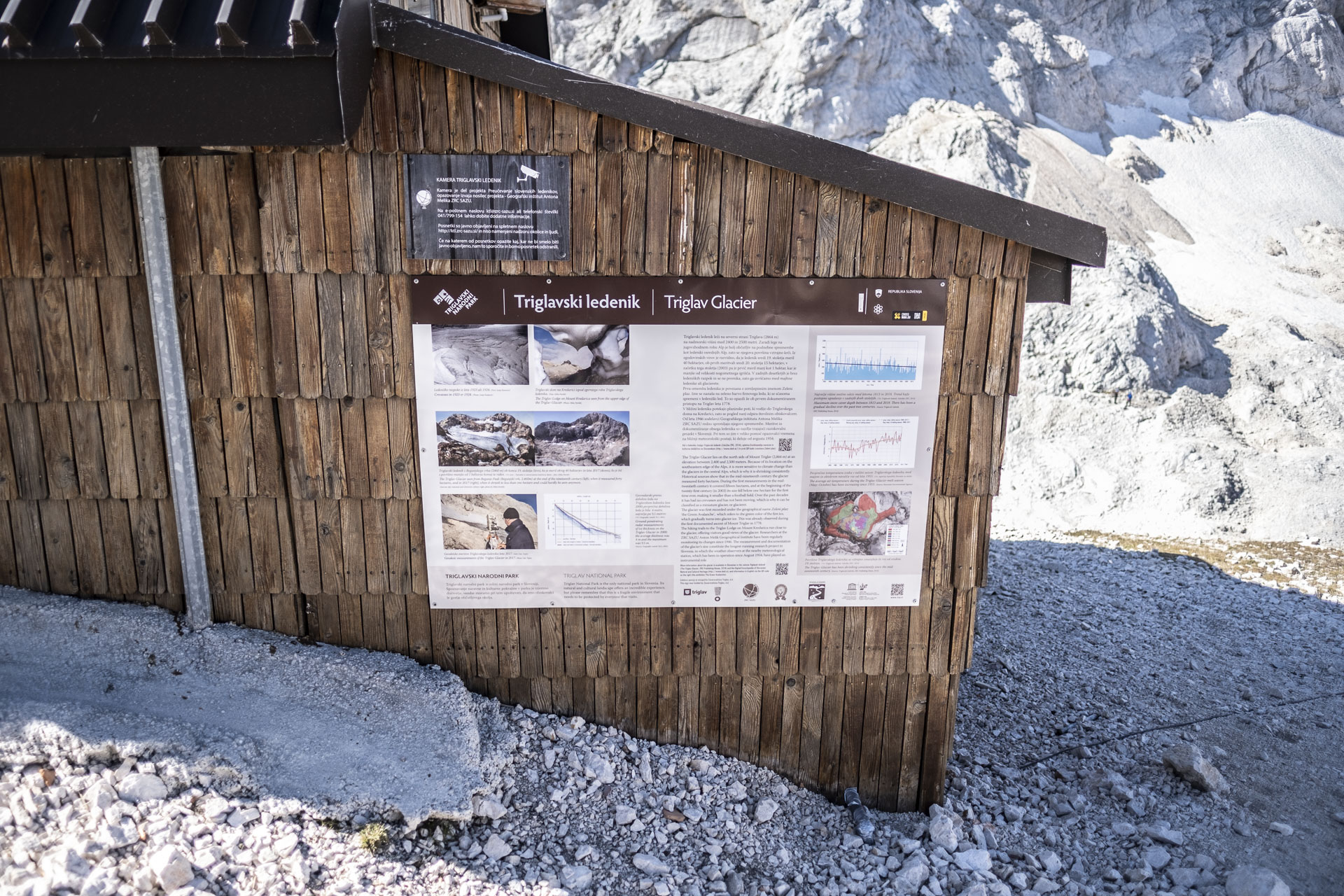 Plakat na Kredarici, Kredarica, Triglavski ledenik