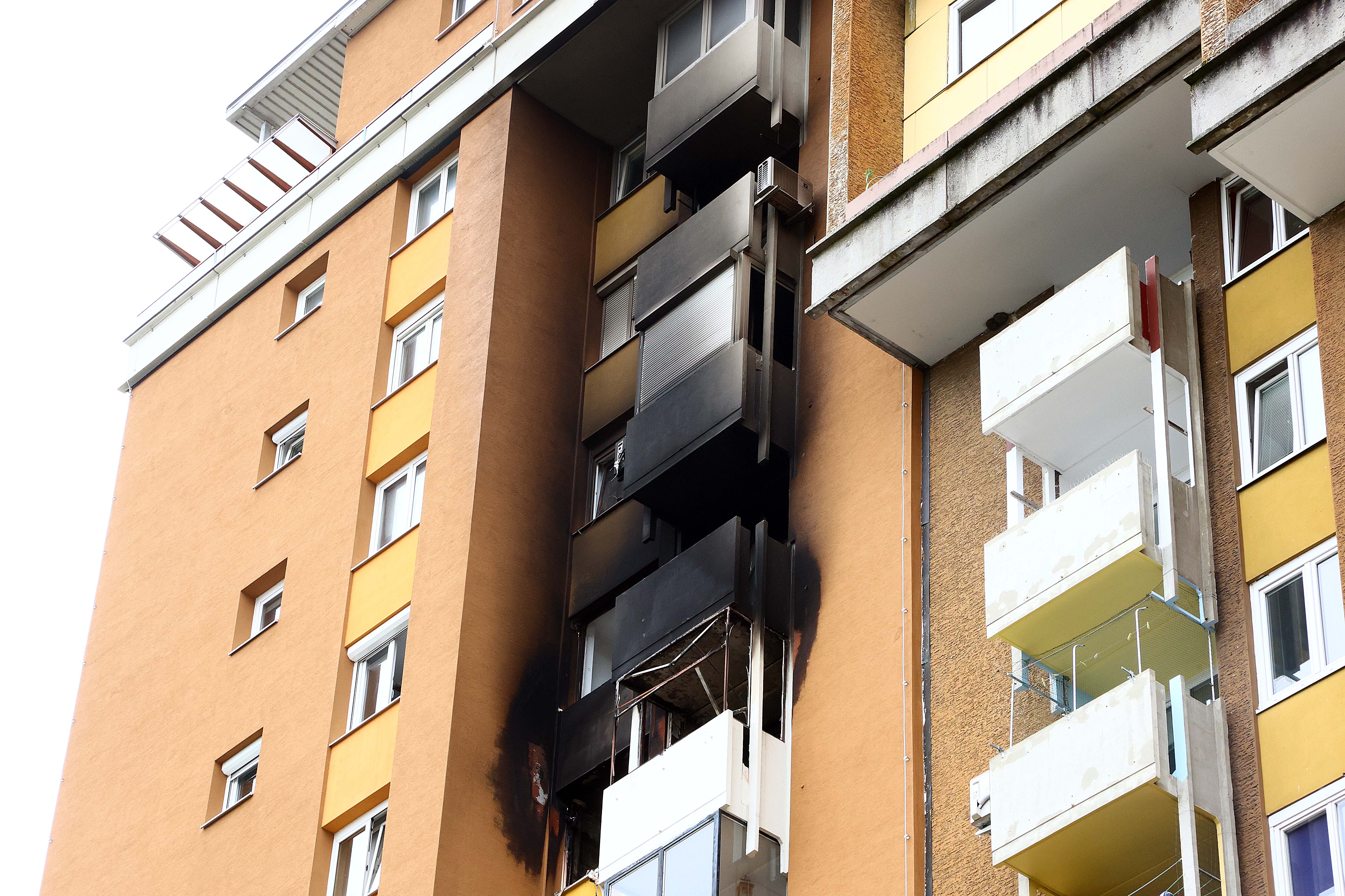 požar, Bratovševa ploščad