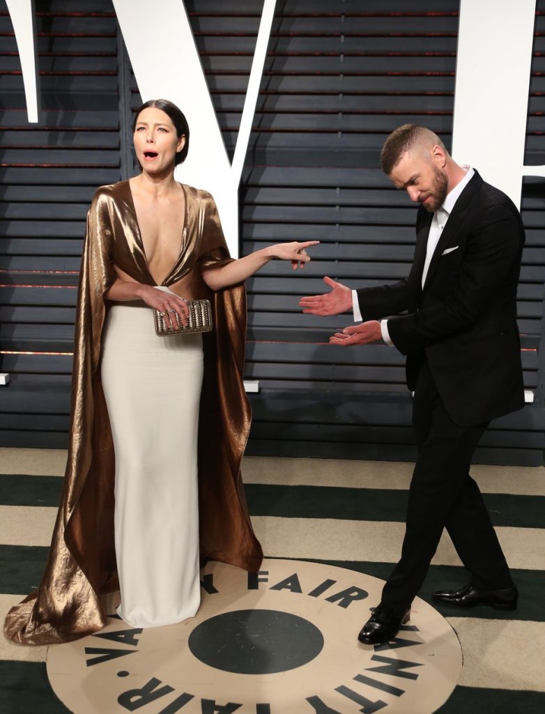 1632212036-Justin-Timberlake-in-Jessica-Biel-782x1024.jpg