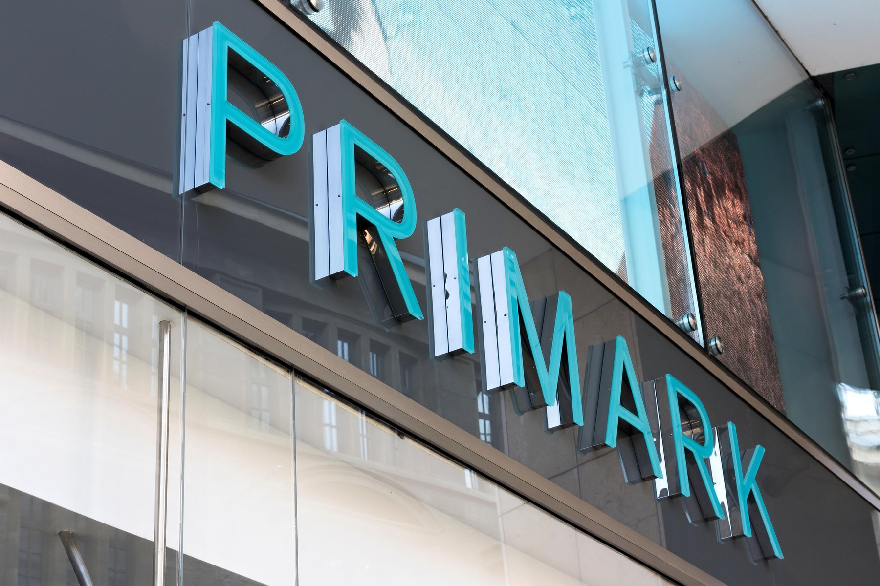 primark, zaveza, prihodnost