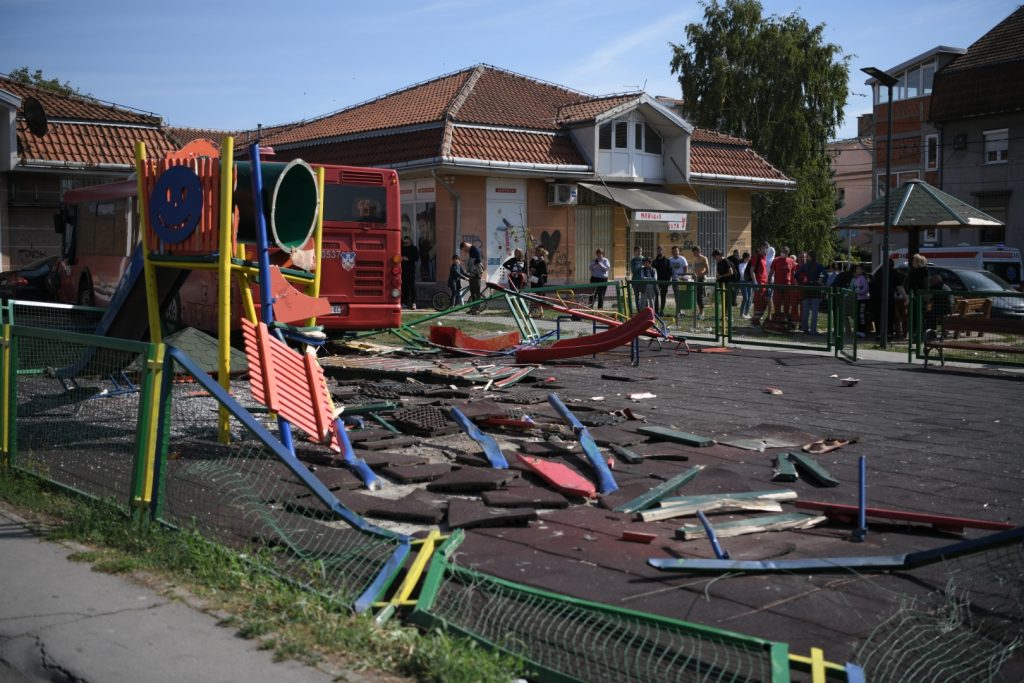 avtobus, prometna nesreča, Zemun