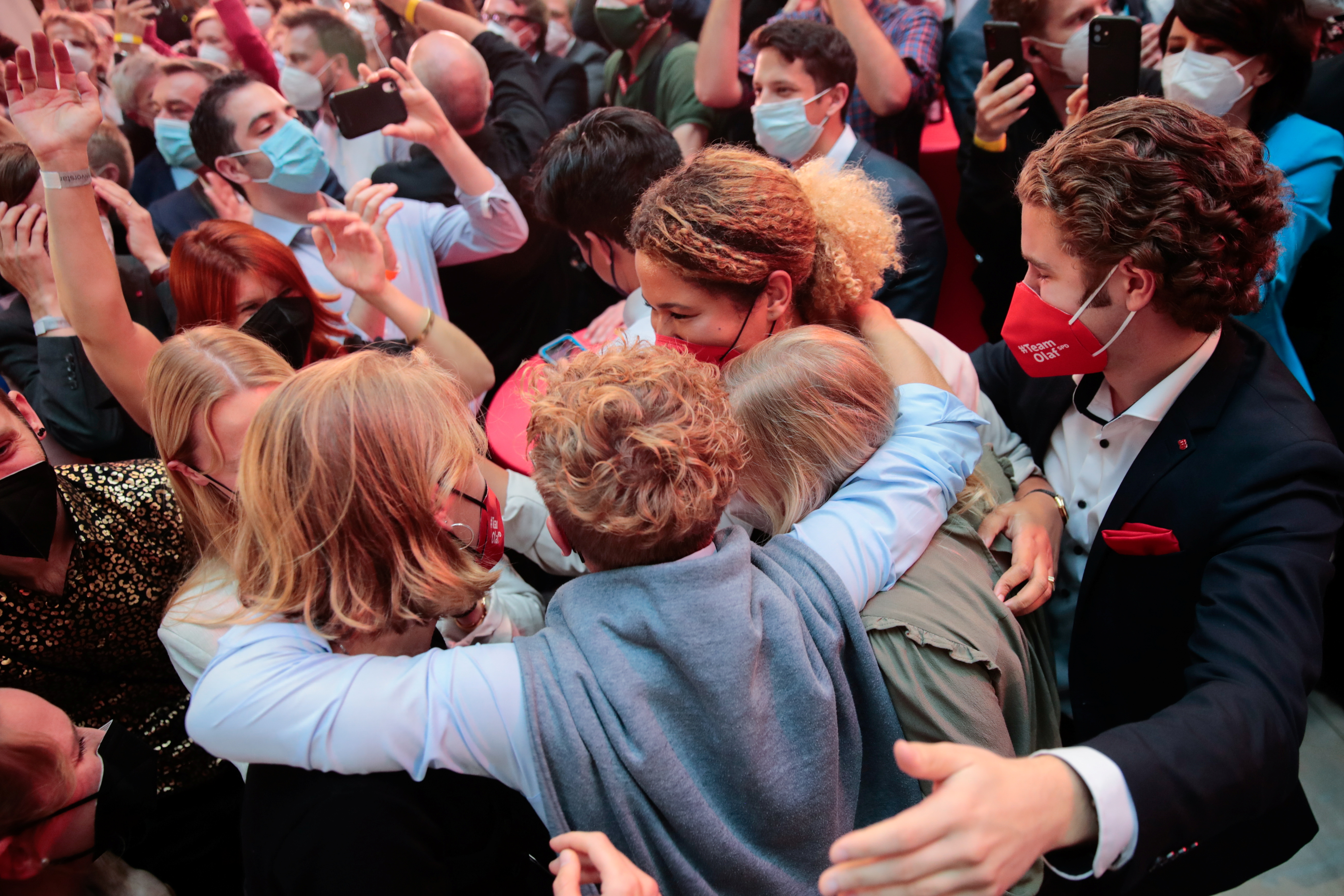 REUTERS/Hannibal Hanschke