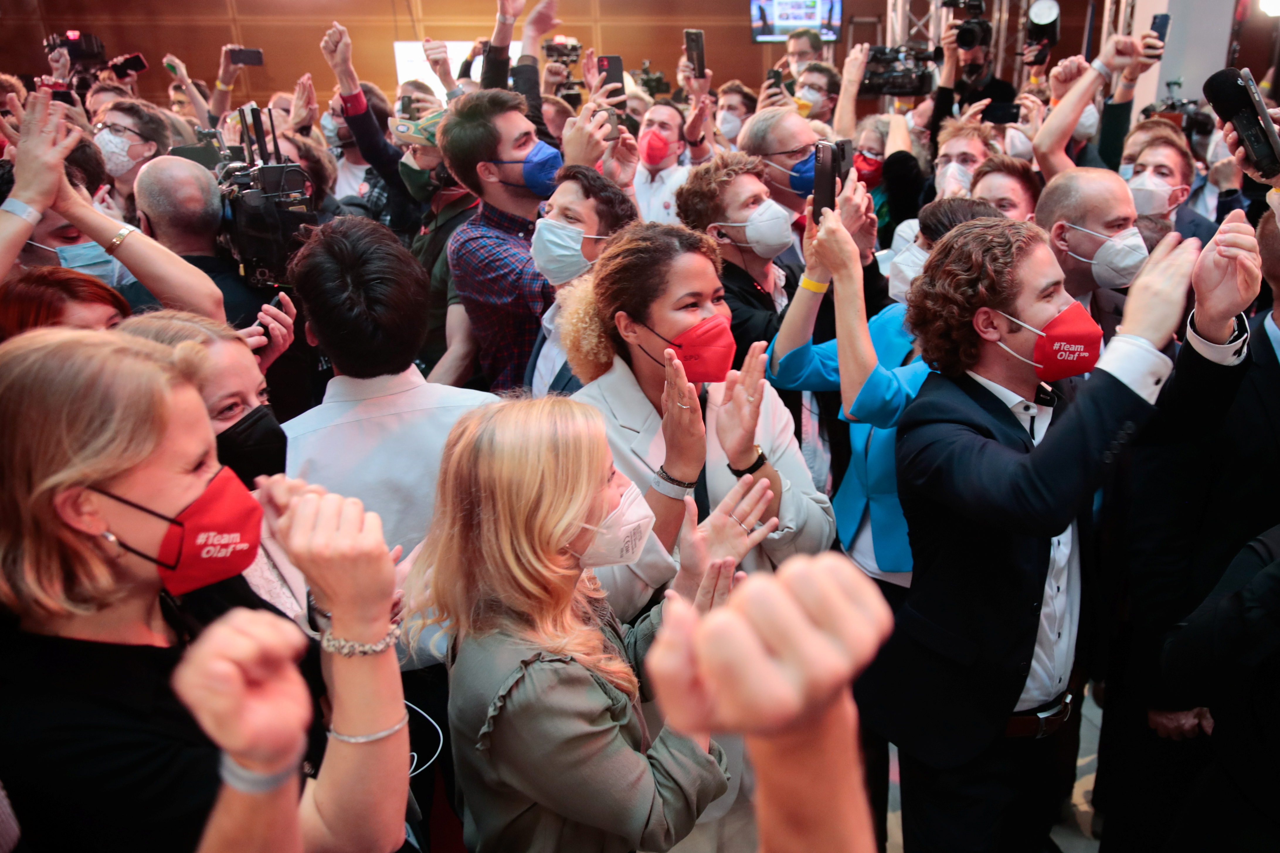 REUTERS/Hannibal Hanschke