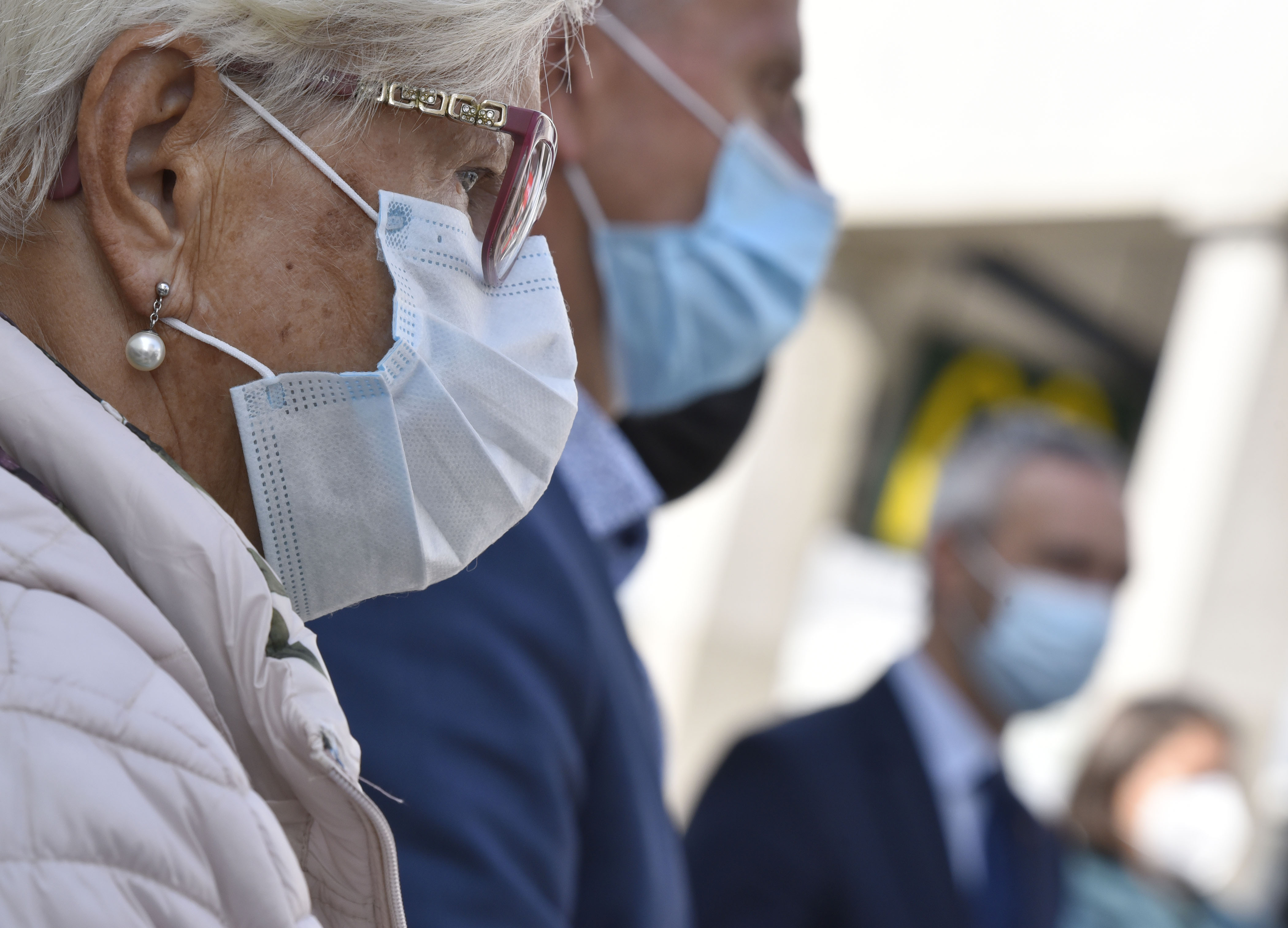 maske, okužbe, koronavirus, covid-19