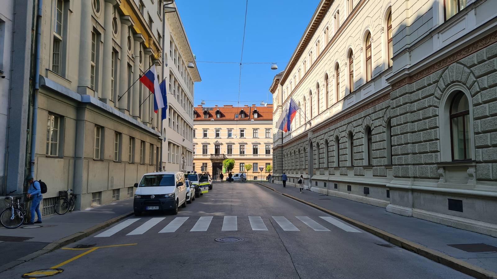 zapora, gregorčičeva ulica, protesti