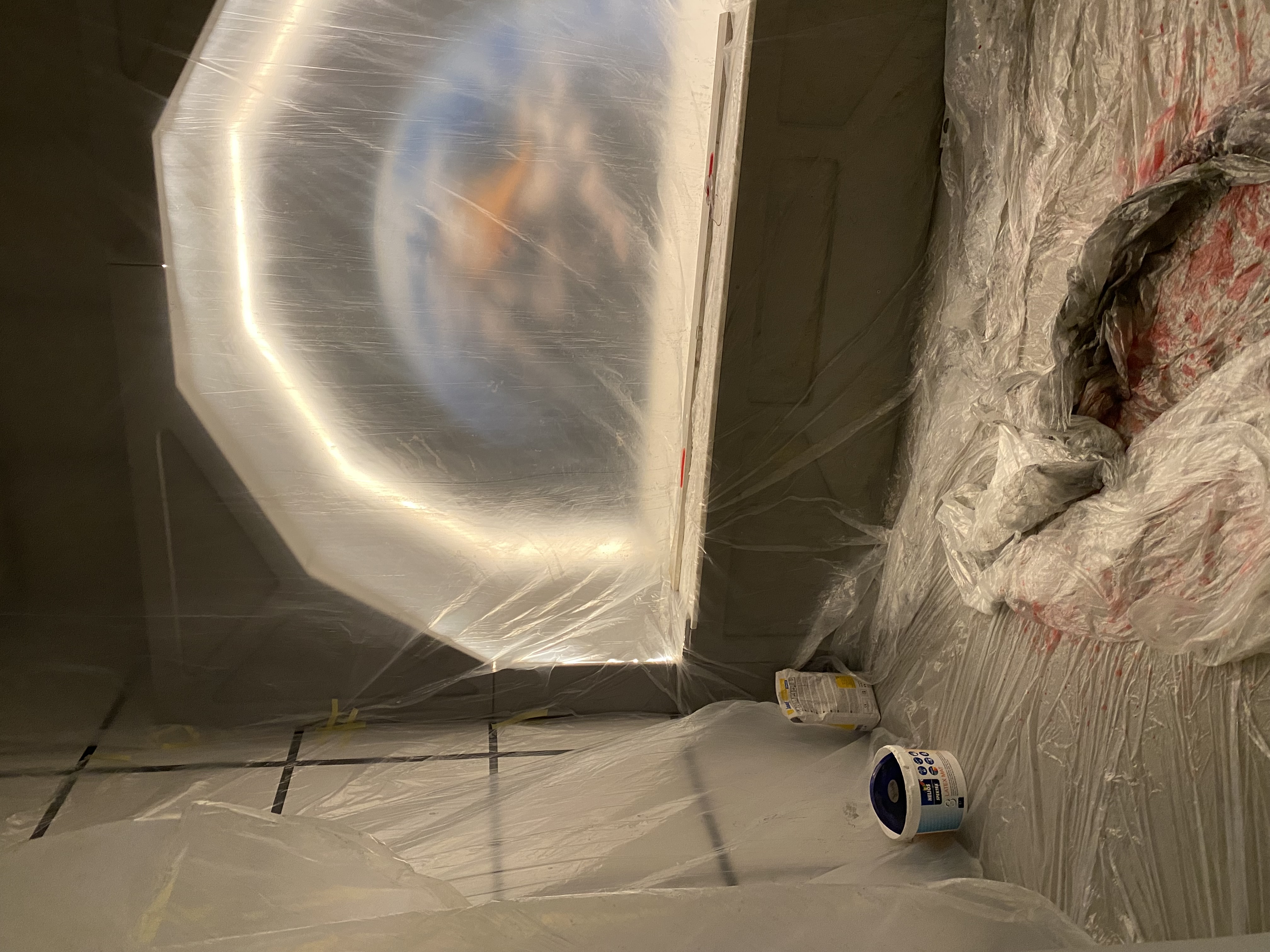 V tem prostoru je Leon Verdonik poslikal modele (Vir: N1)