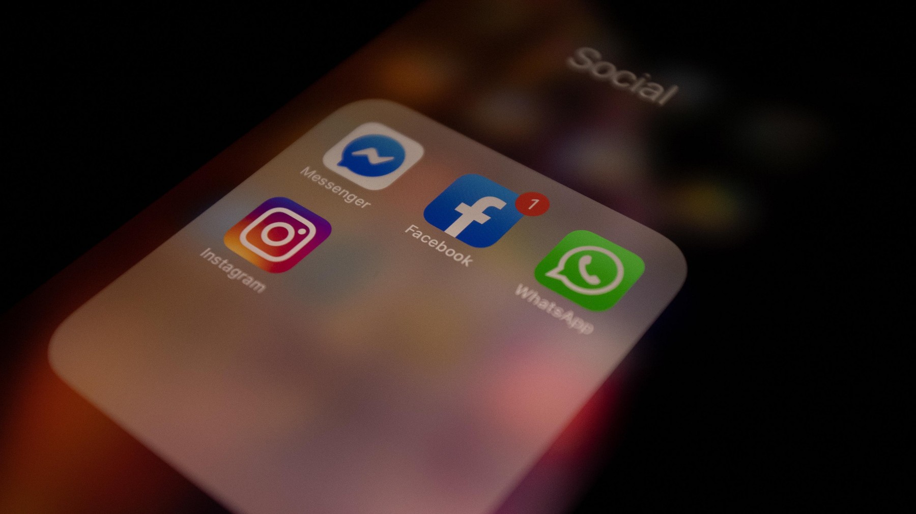 Facebook, Instagram, WhatsApp