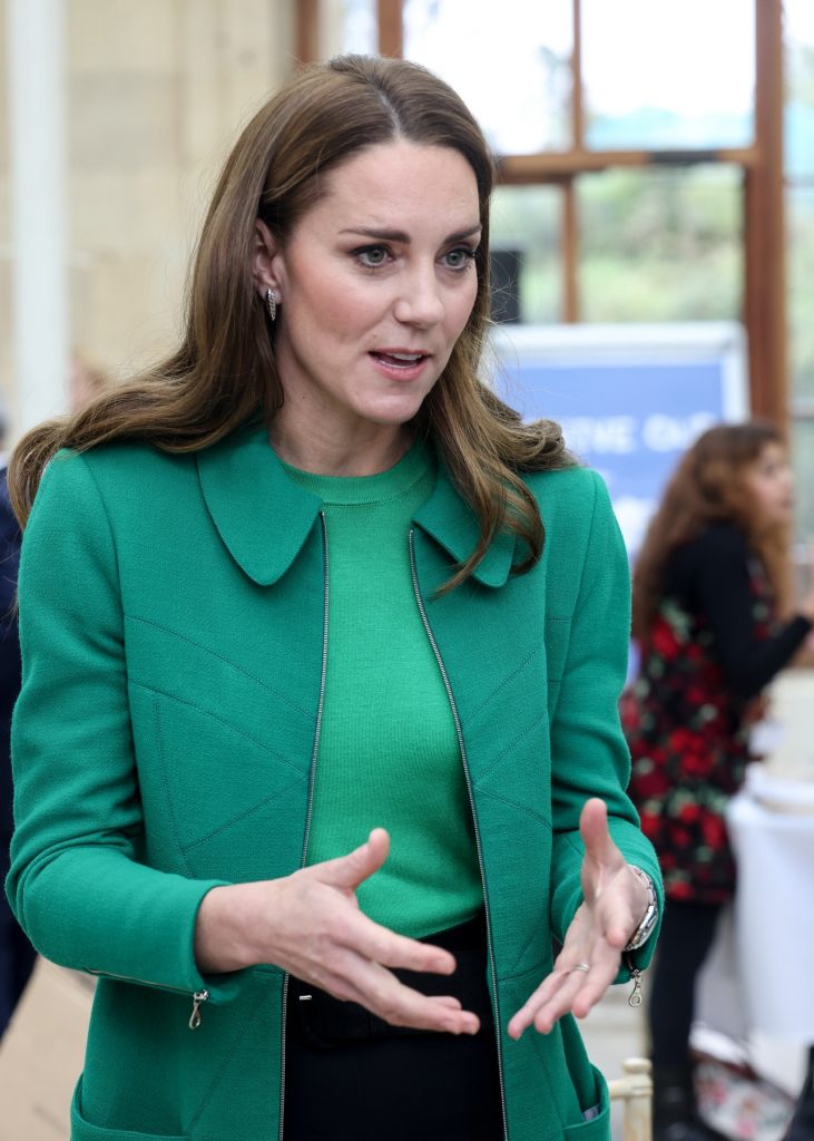 1634205032-kate-middleton-zelena-4-731x1024.jpg