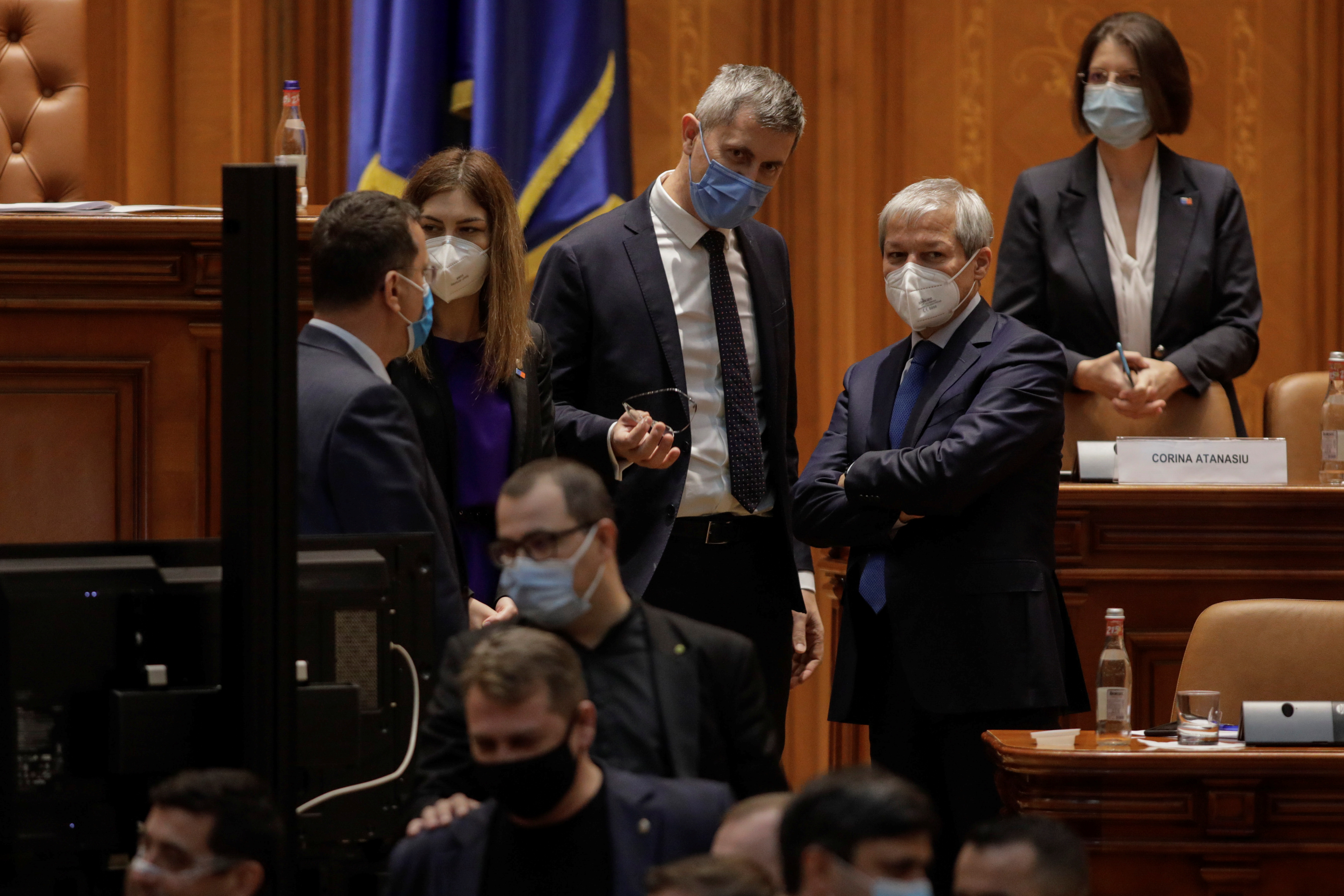 Dacian Ciolos, Romunija