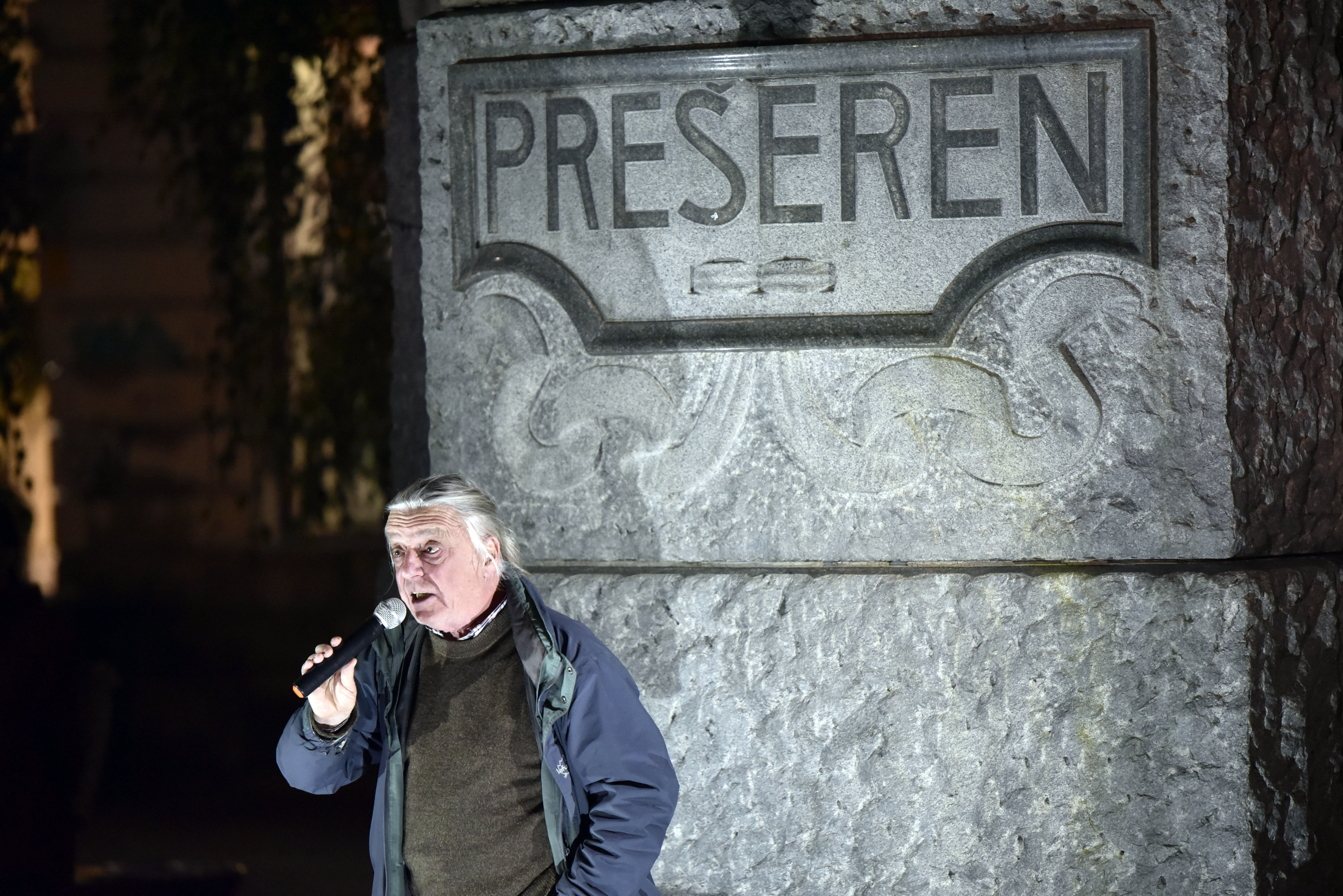 Petkovi protesti proti vladi
