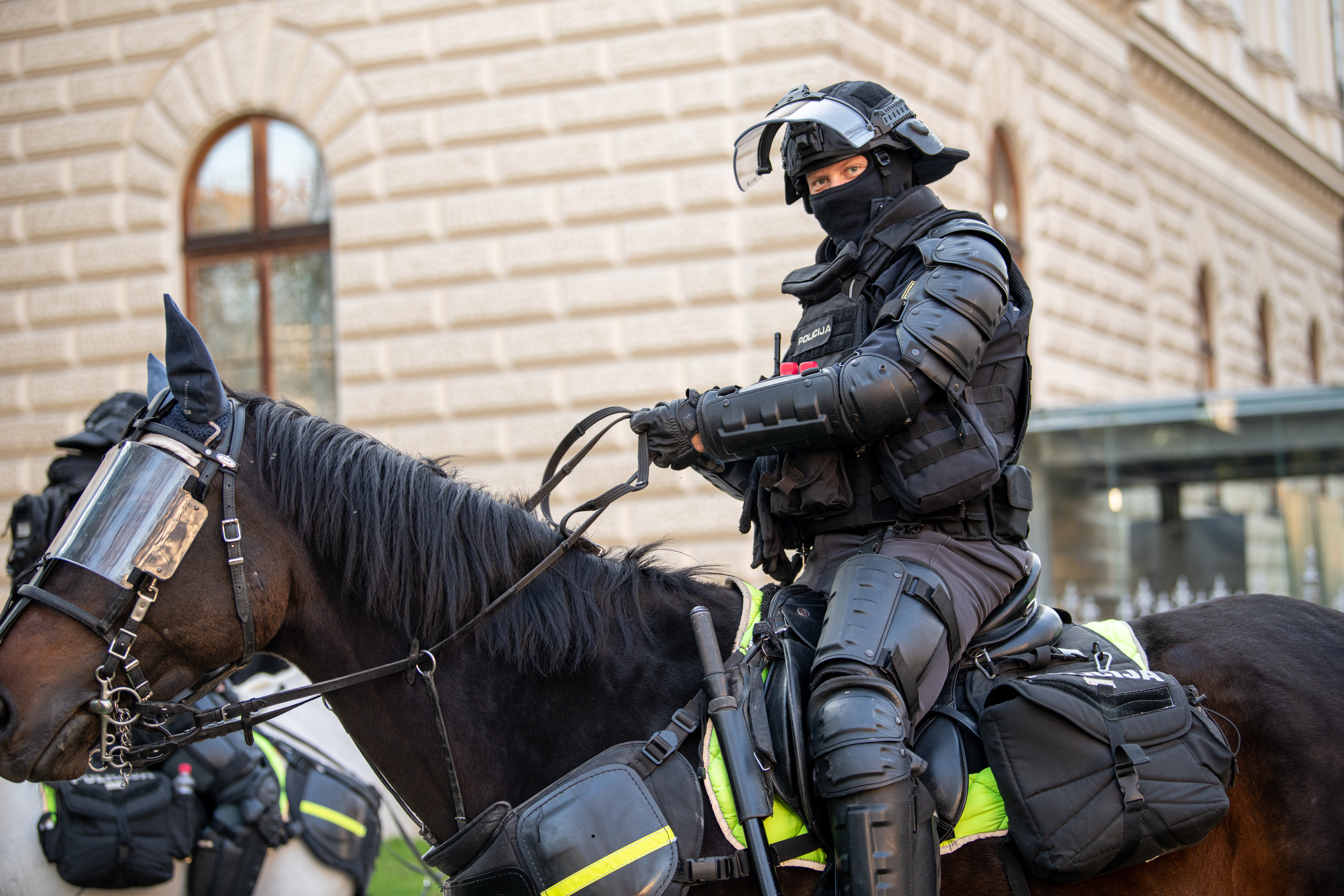 Protest proti vladi in PCT ukrepom, 27. 10. 2021
