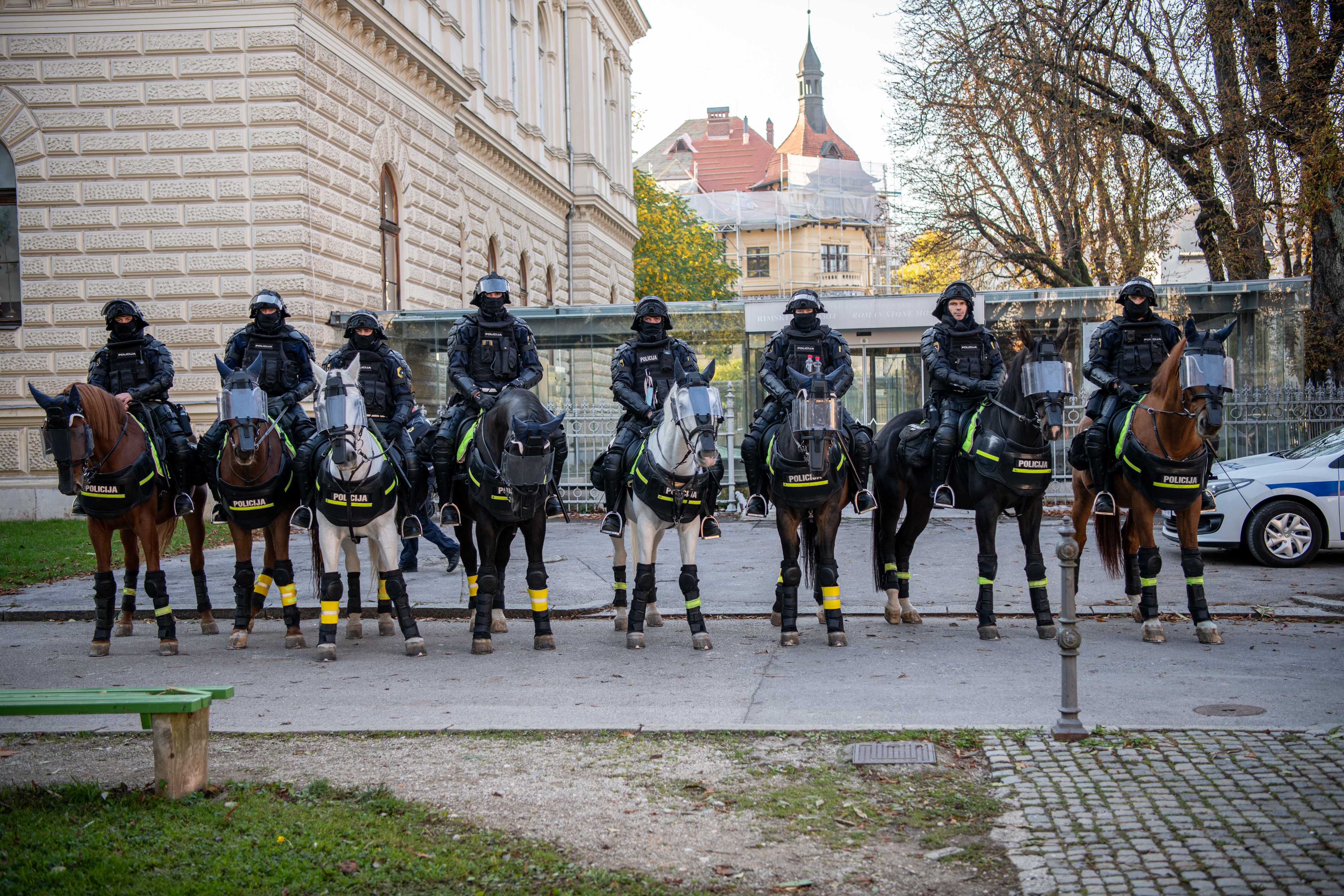 Protest proti vladi in PCT ukrepom, 27. 10. 2021