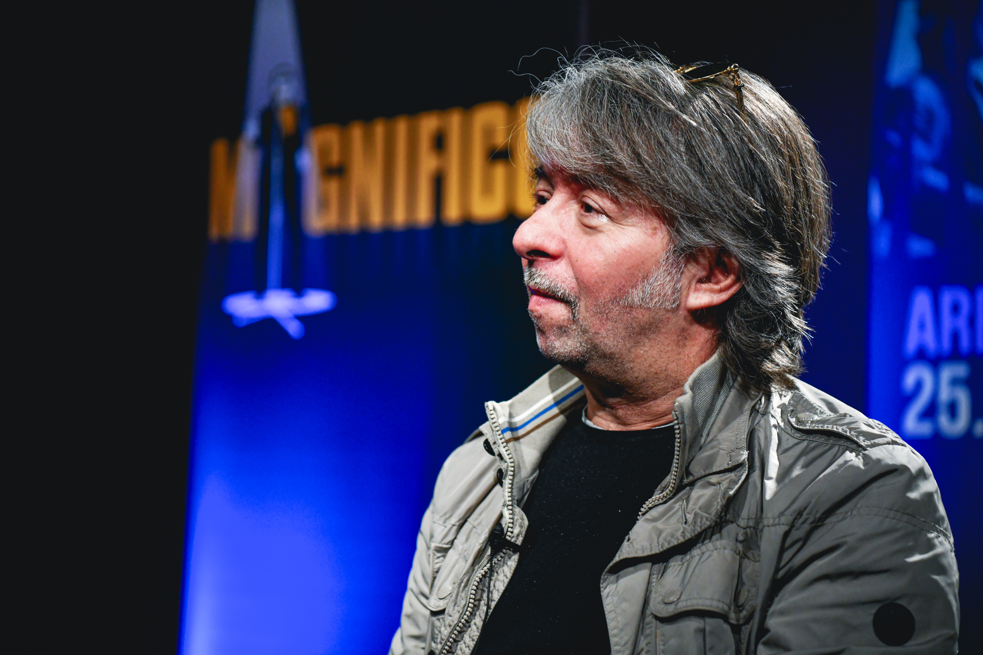 Magnifico, Robert Pešut