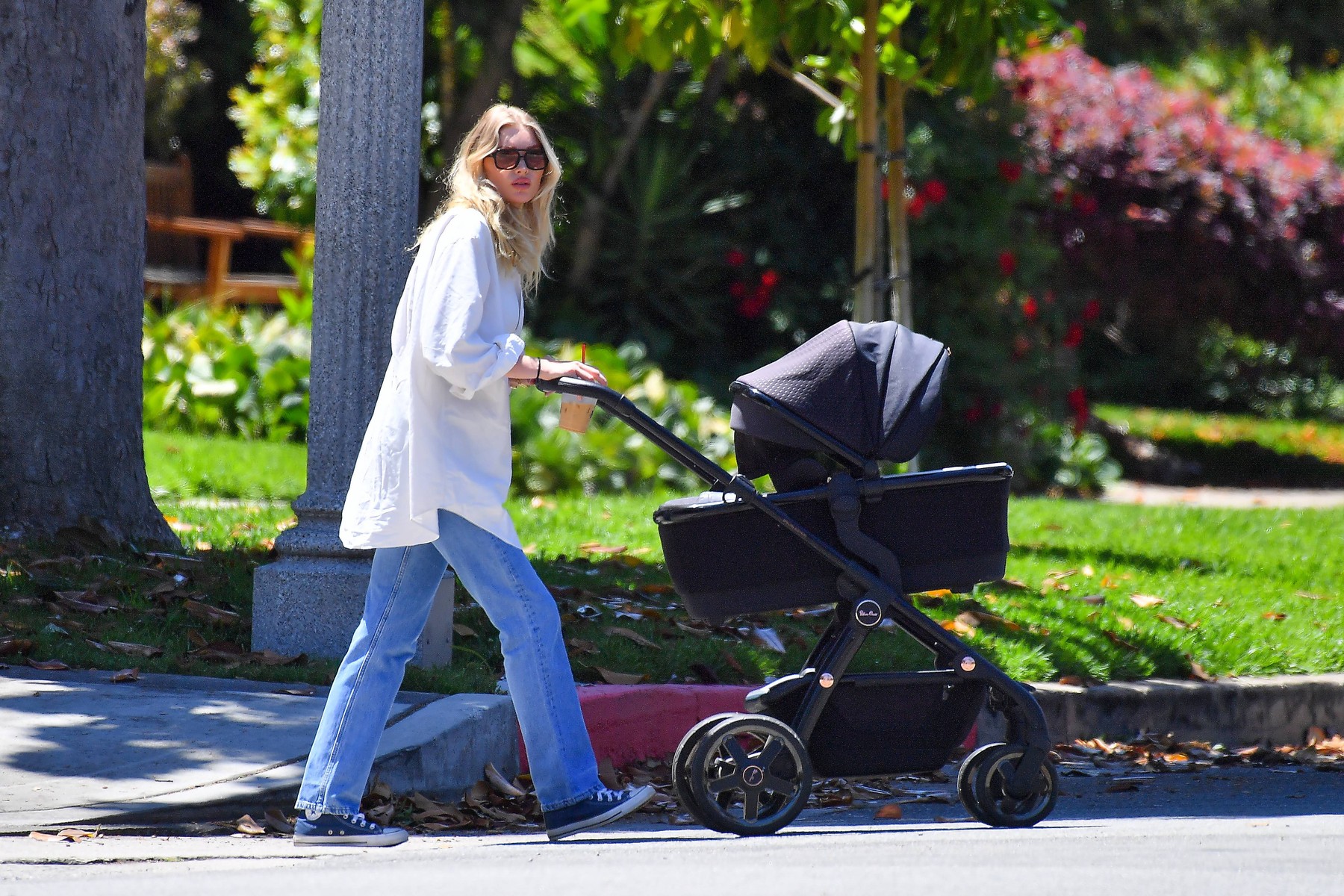 kavbojke, elsa hosk, moda