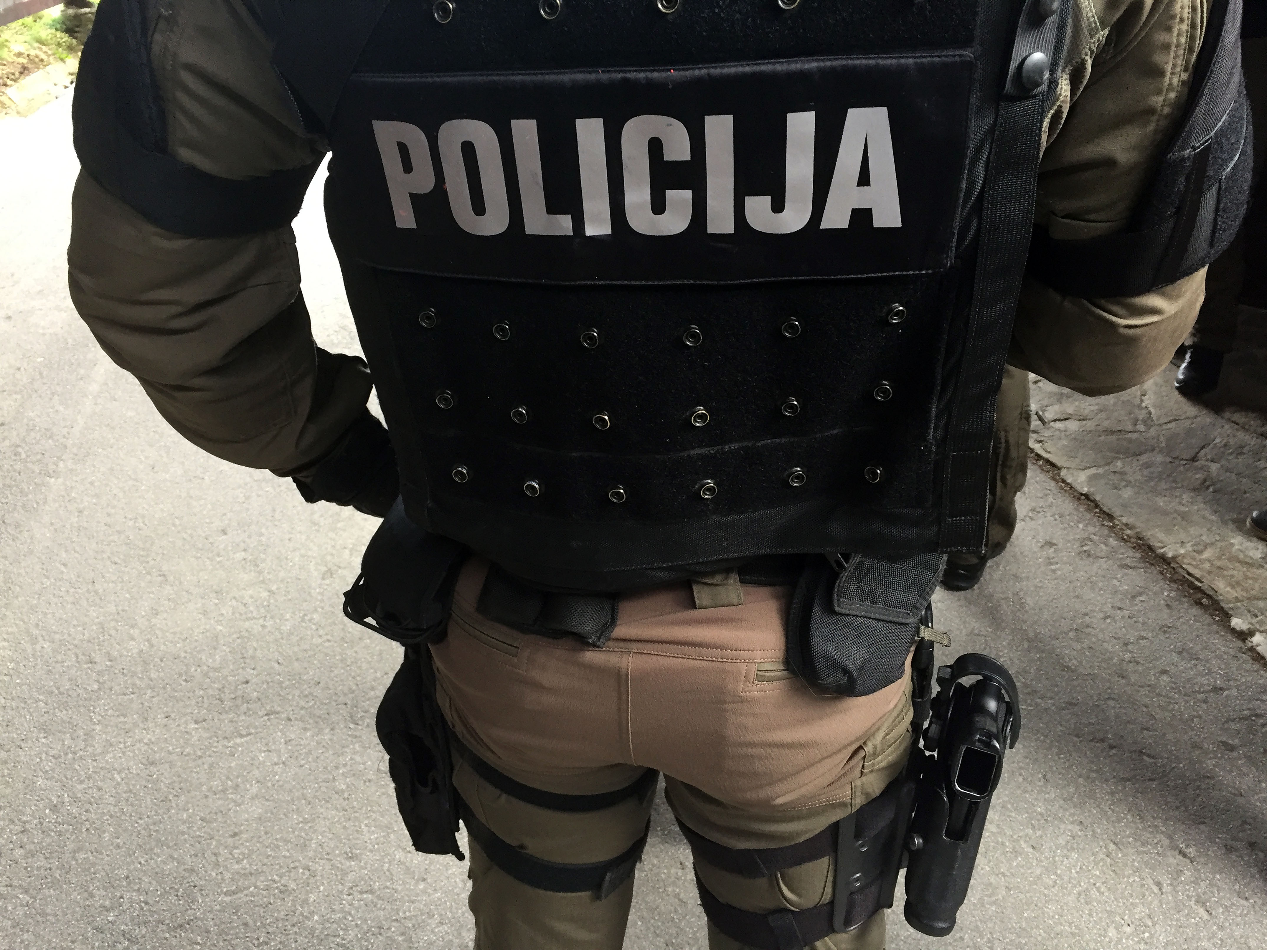 policija