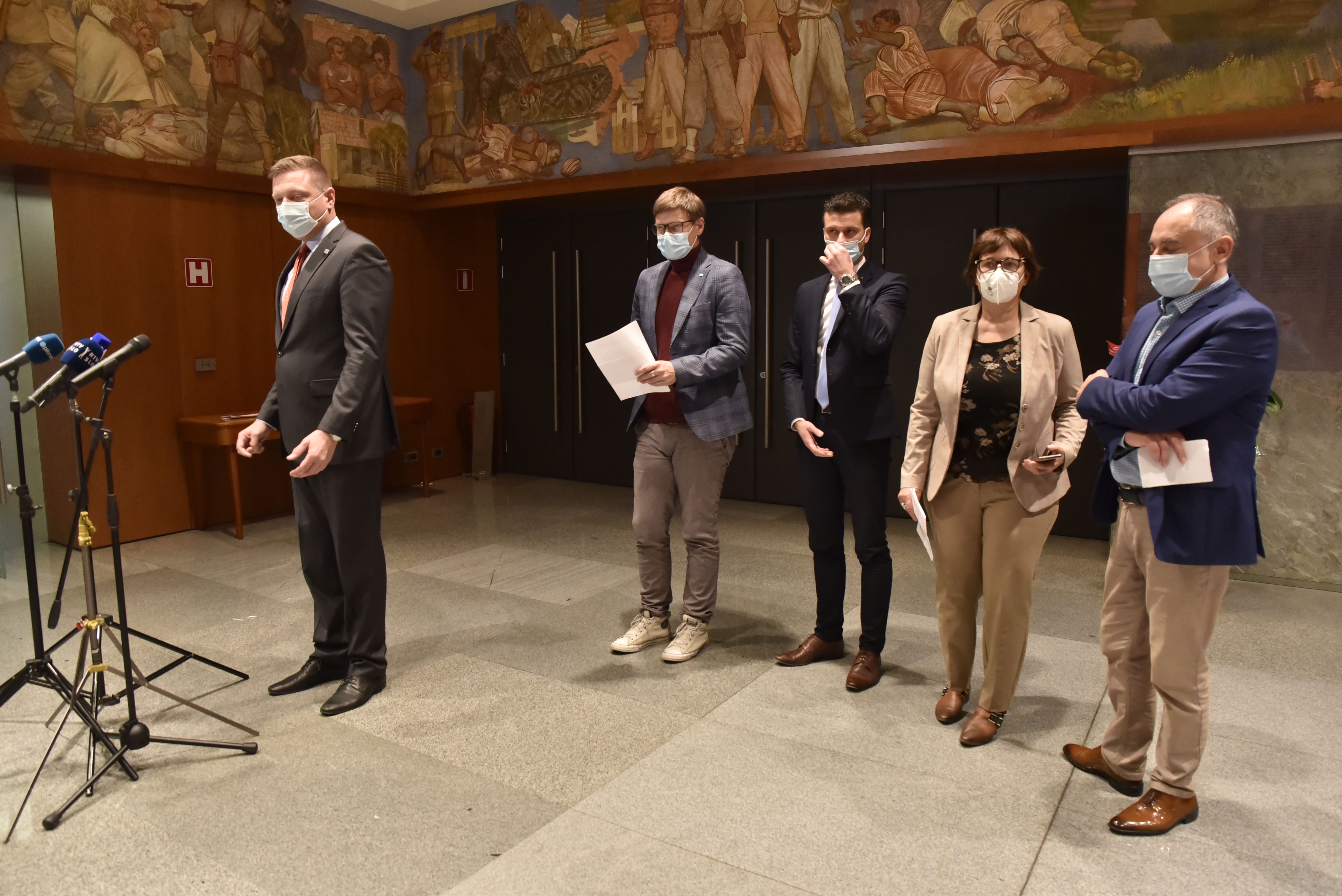 Opozicija, novinarska konferenca