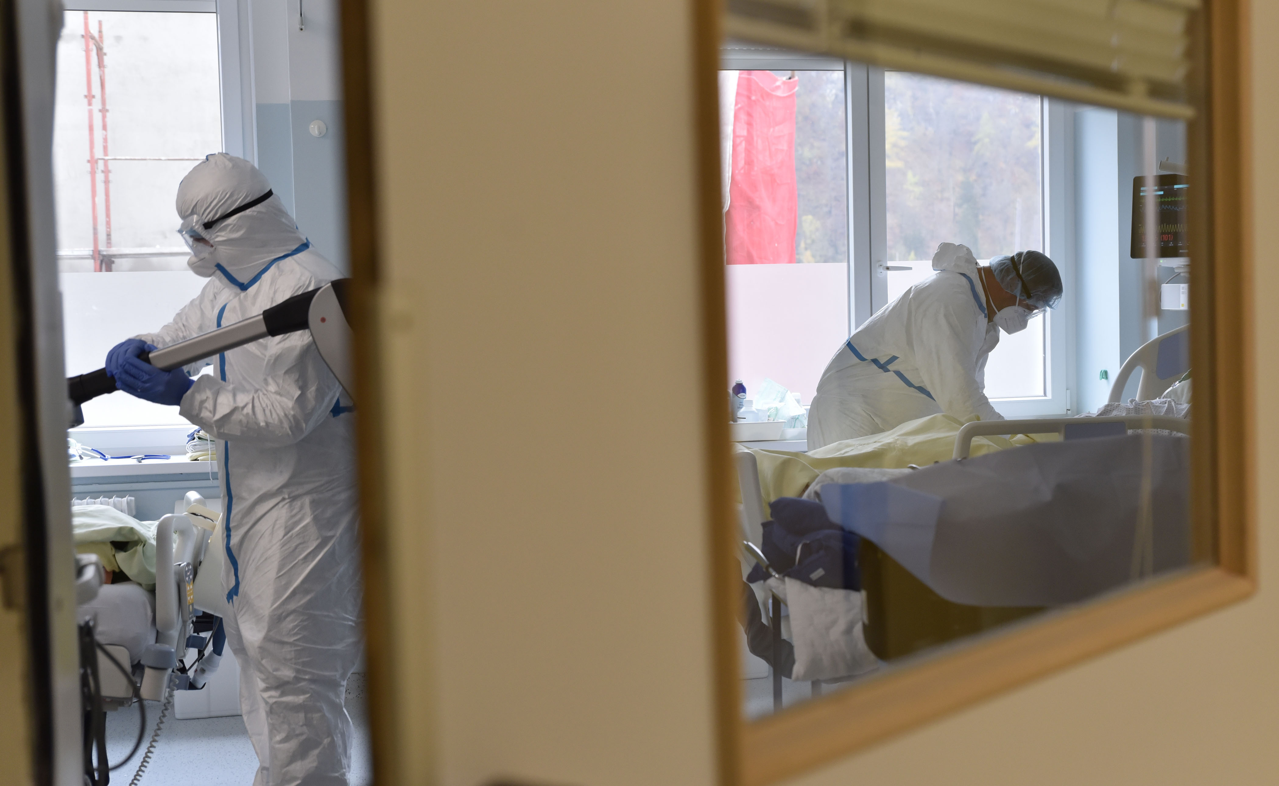 SB Jesenice intenzivni oddelek Covid 19