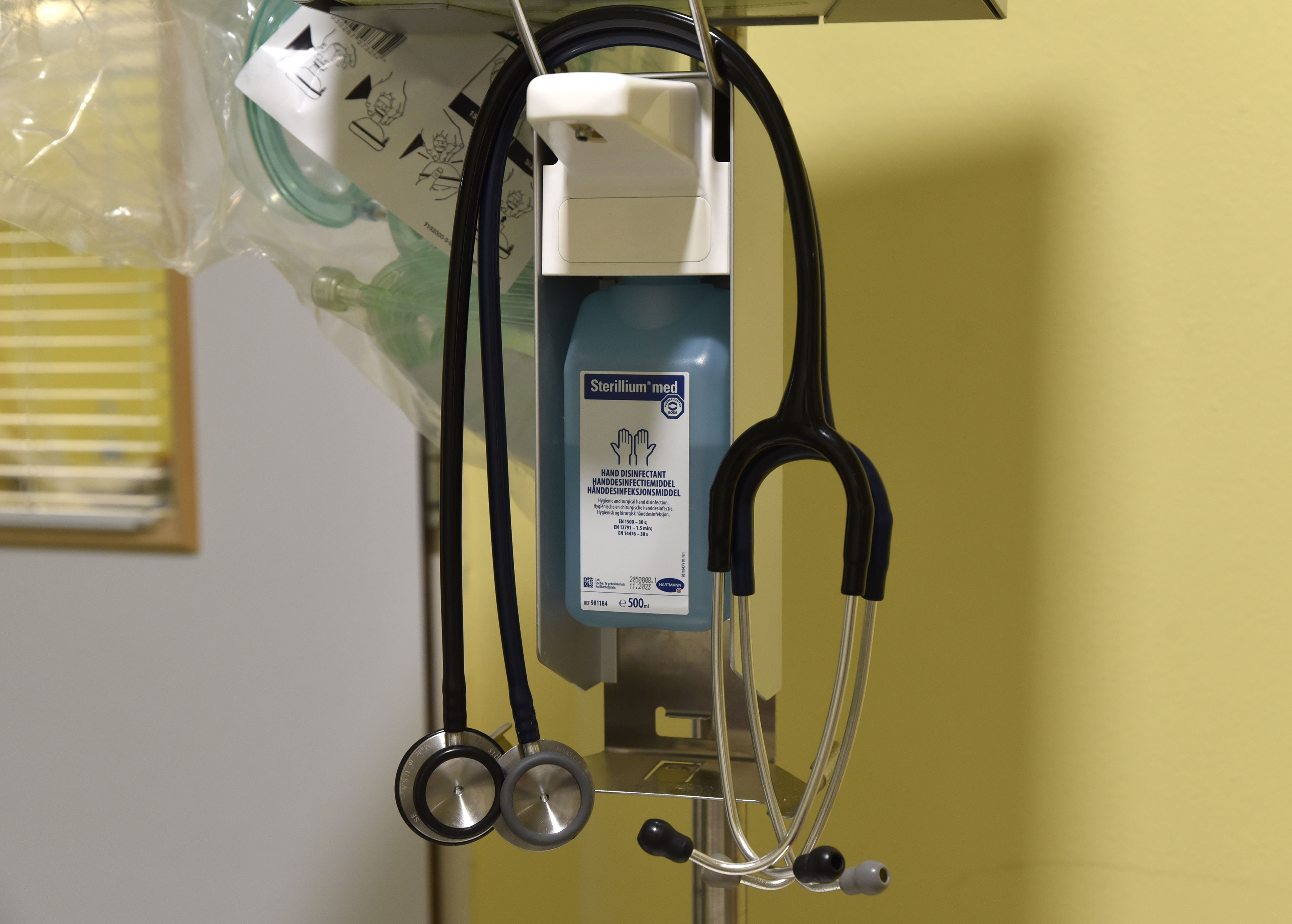 covid-19, stetoskop, zdravniki