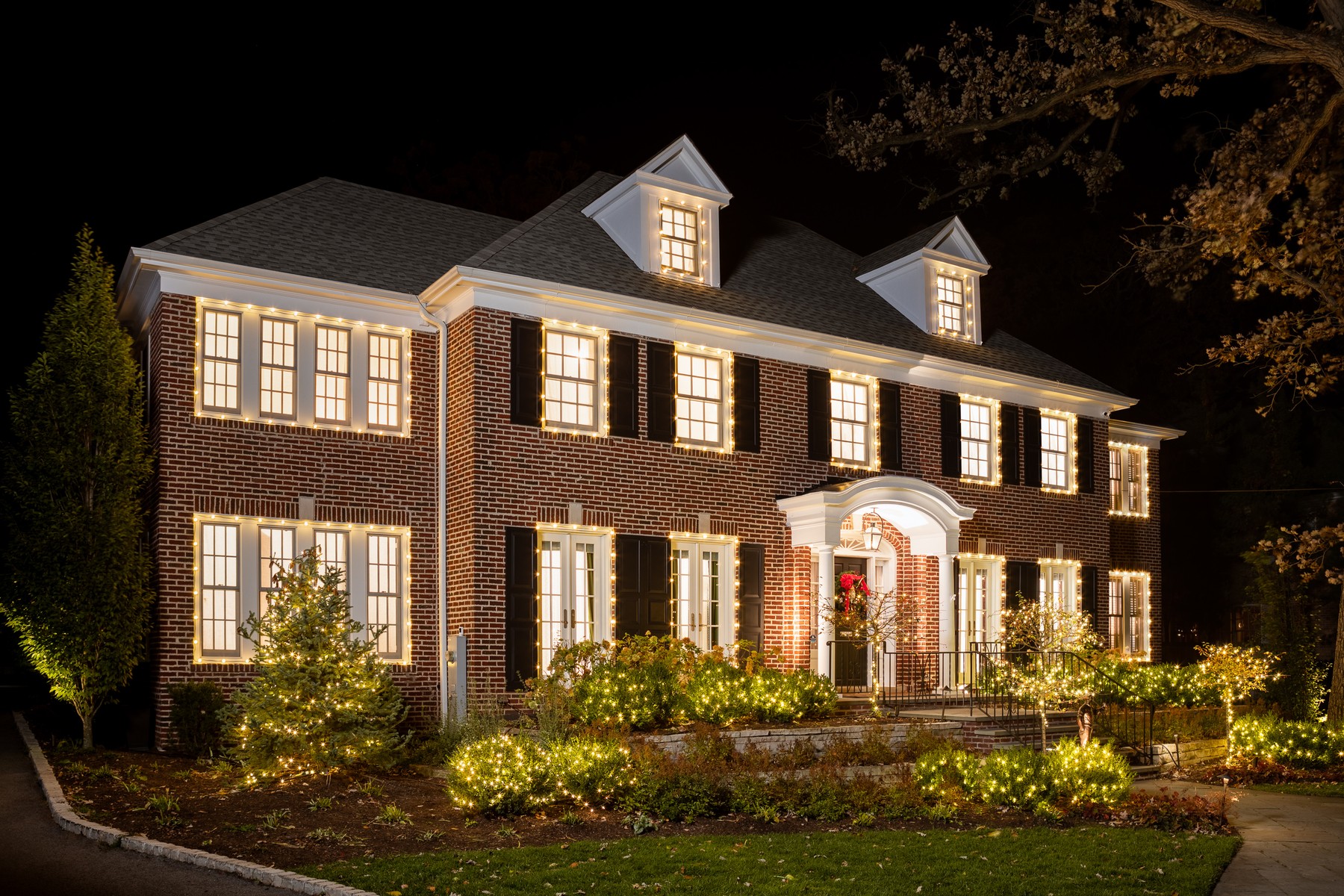 sam doma, home alone, airbnb