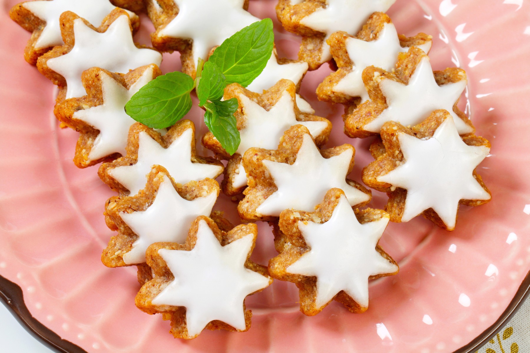 piškoti, cimet, cimetove zvezdice