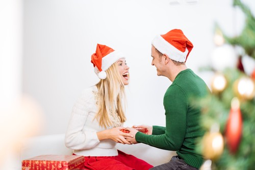 ženska, moški, božič, darilo, smeh, veselje