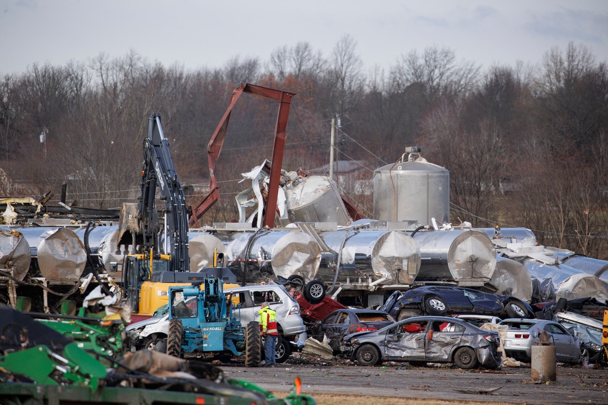 tornado, zda, neurje
