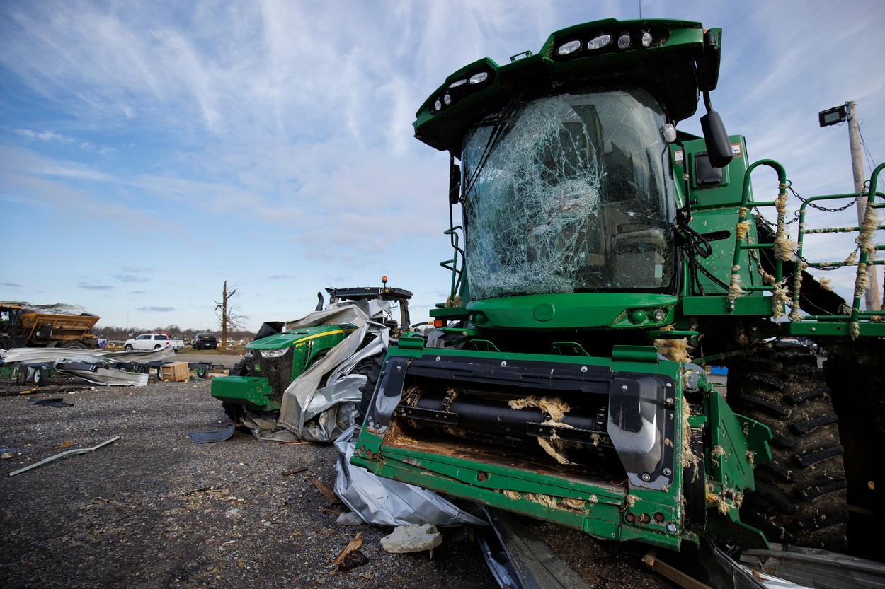 tornado, zda, neurje