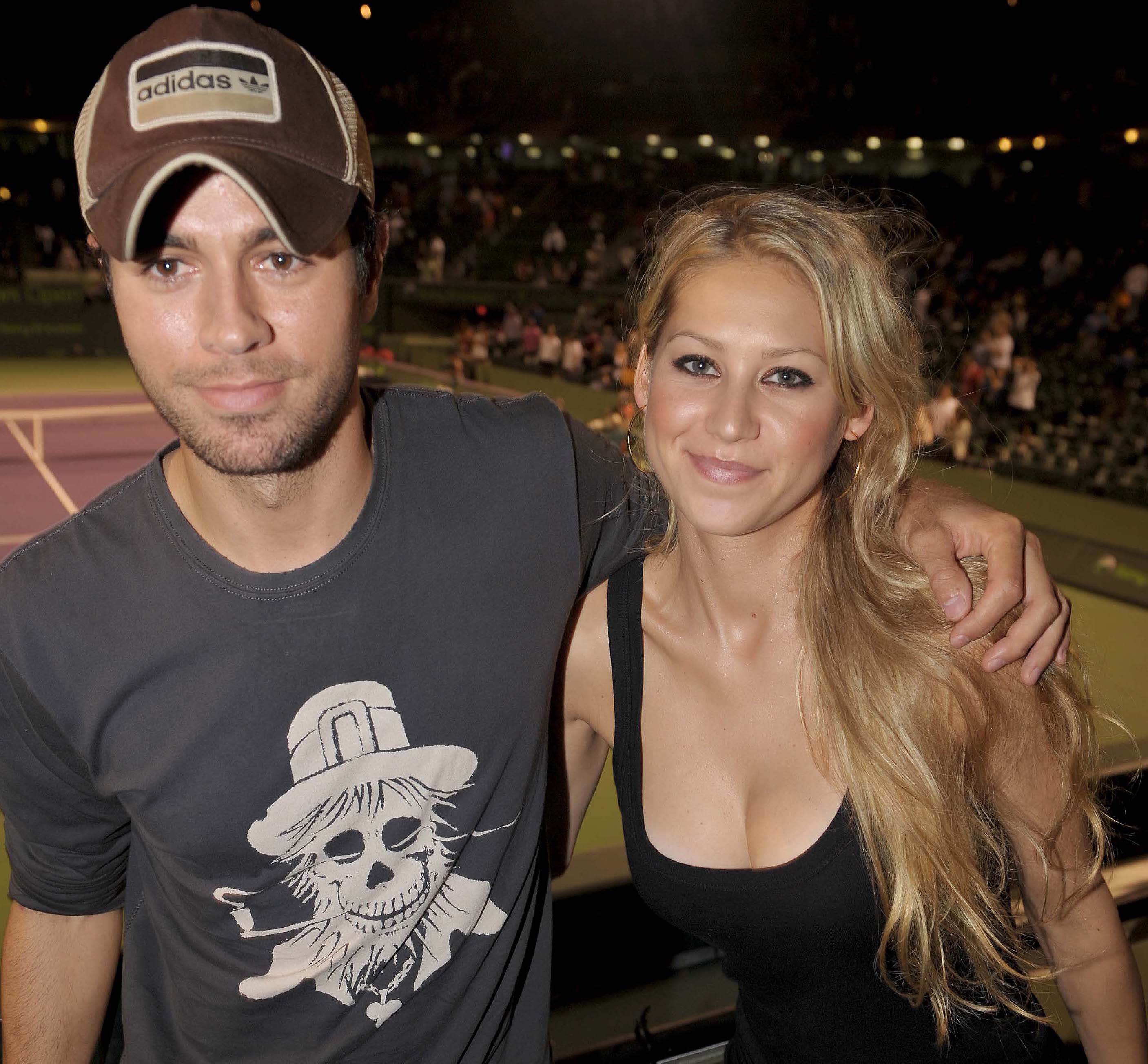 ENRIQUE IGLESIAS, ANNA KOURNIKOVA IN LOVE