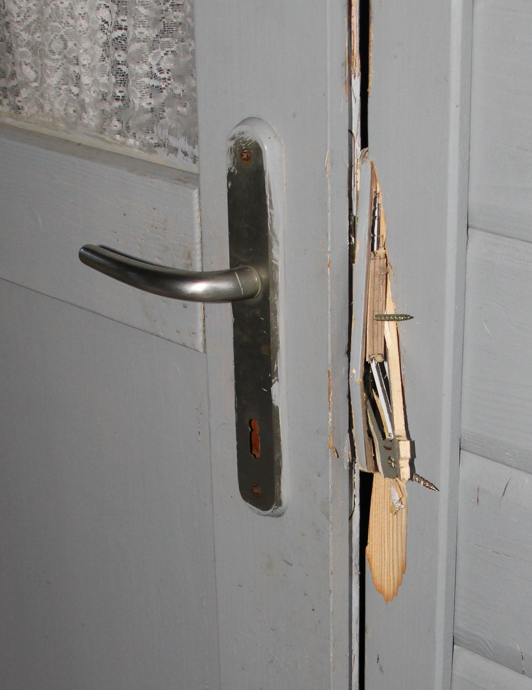 vlom, vlomilci, policija