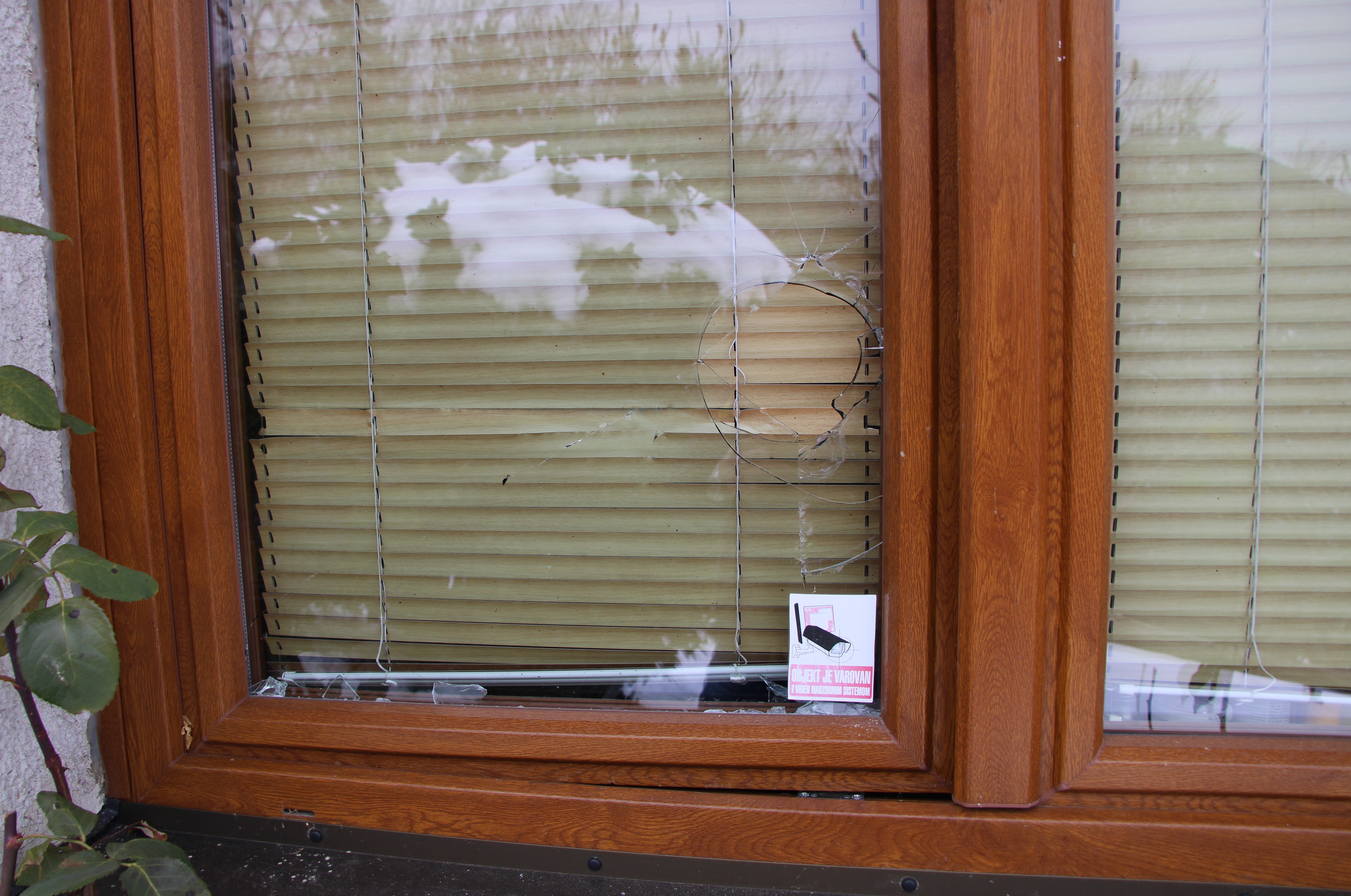 vlom, vlomilci, policija