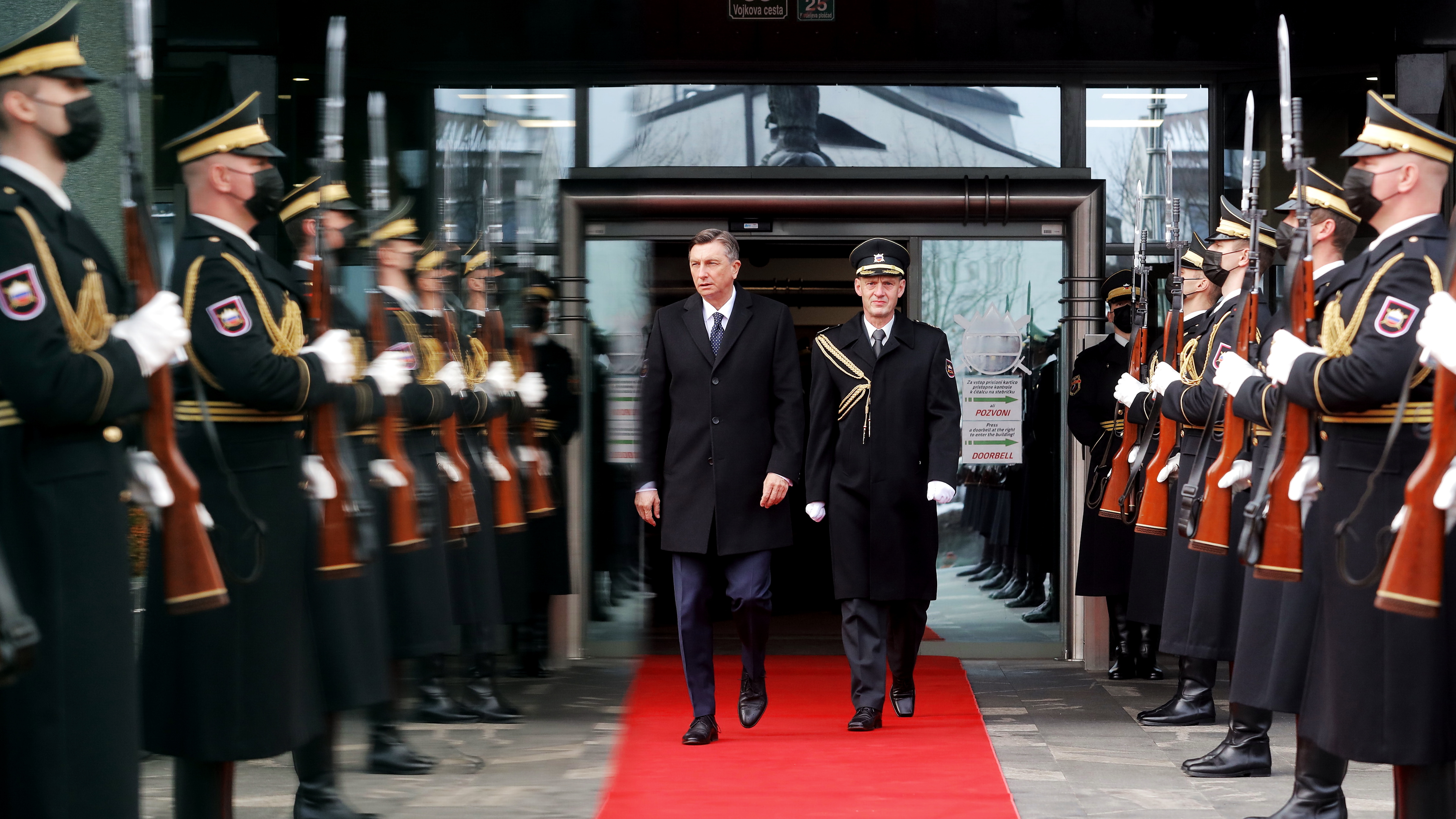 borut pahor, slovenski vojaki